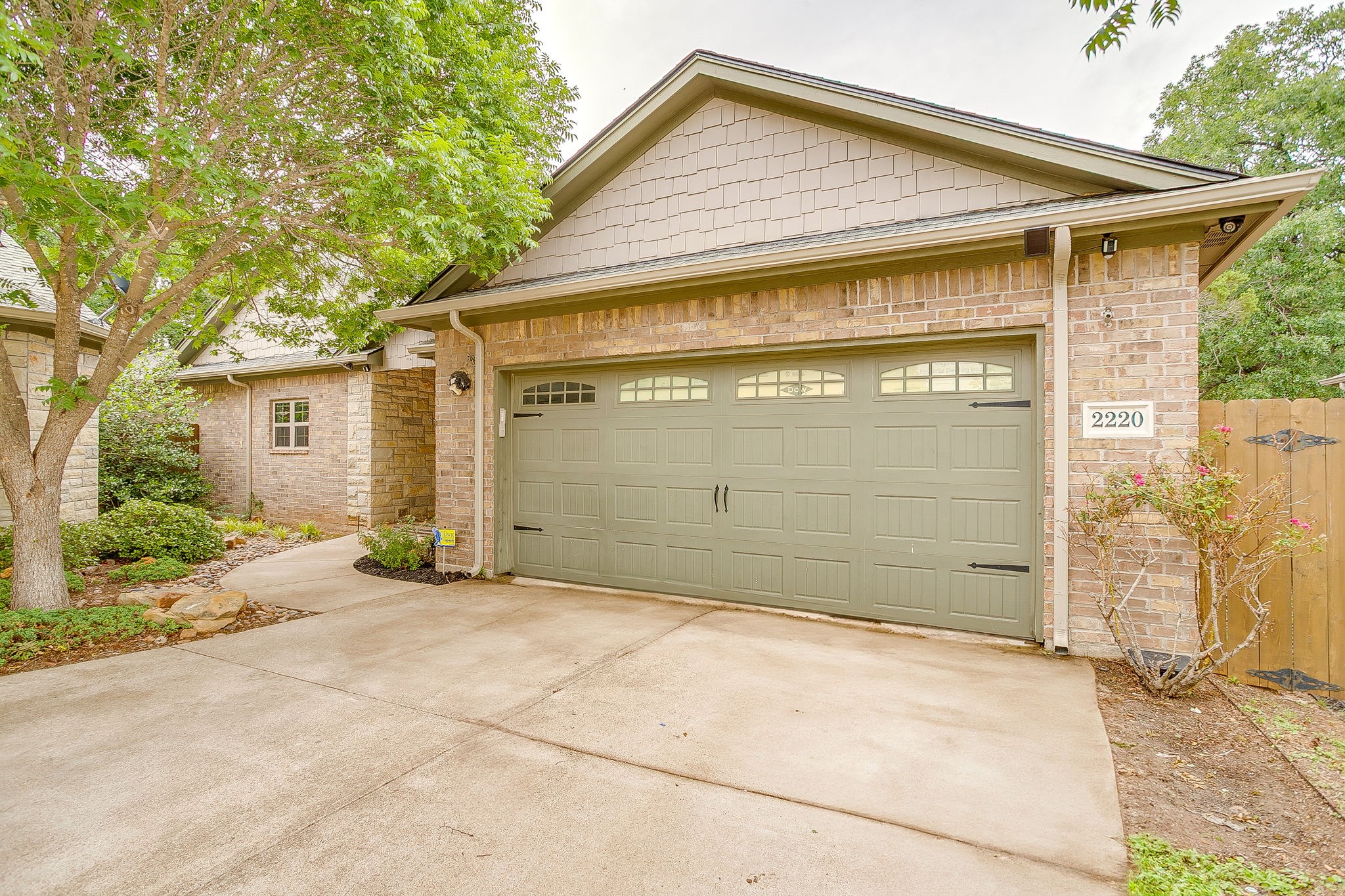 2220 Cobblestone Court Granbury TX 76049