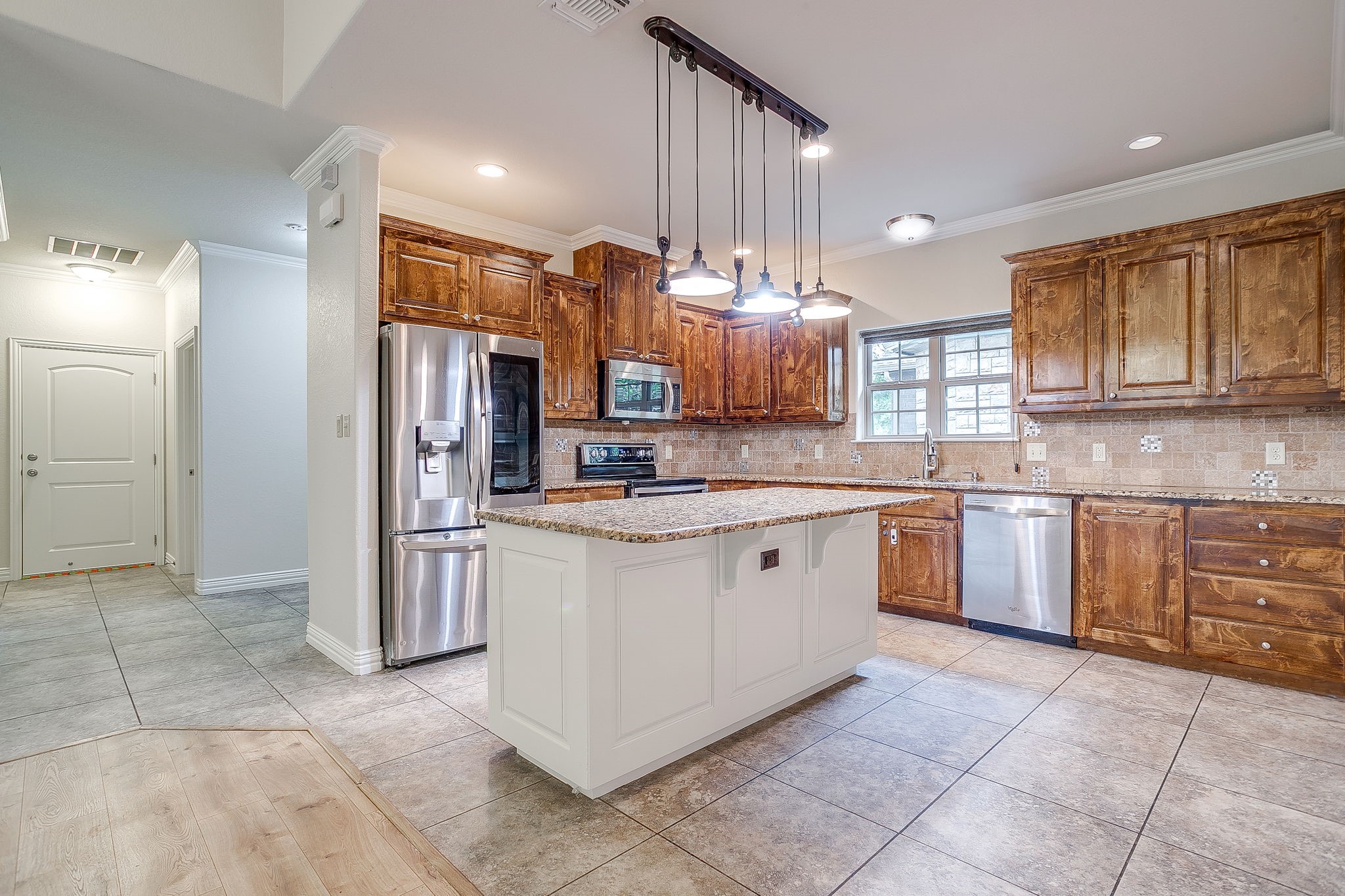 2220 Cobblestone Court Granbury TX 76049