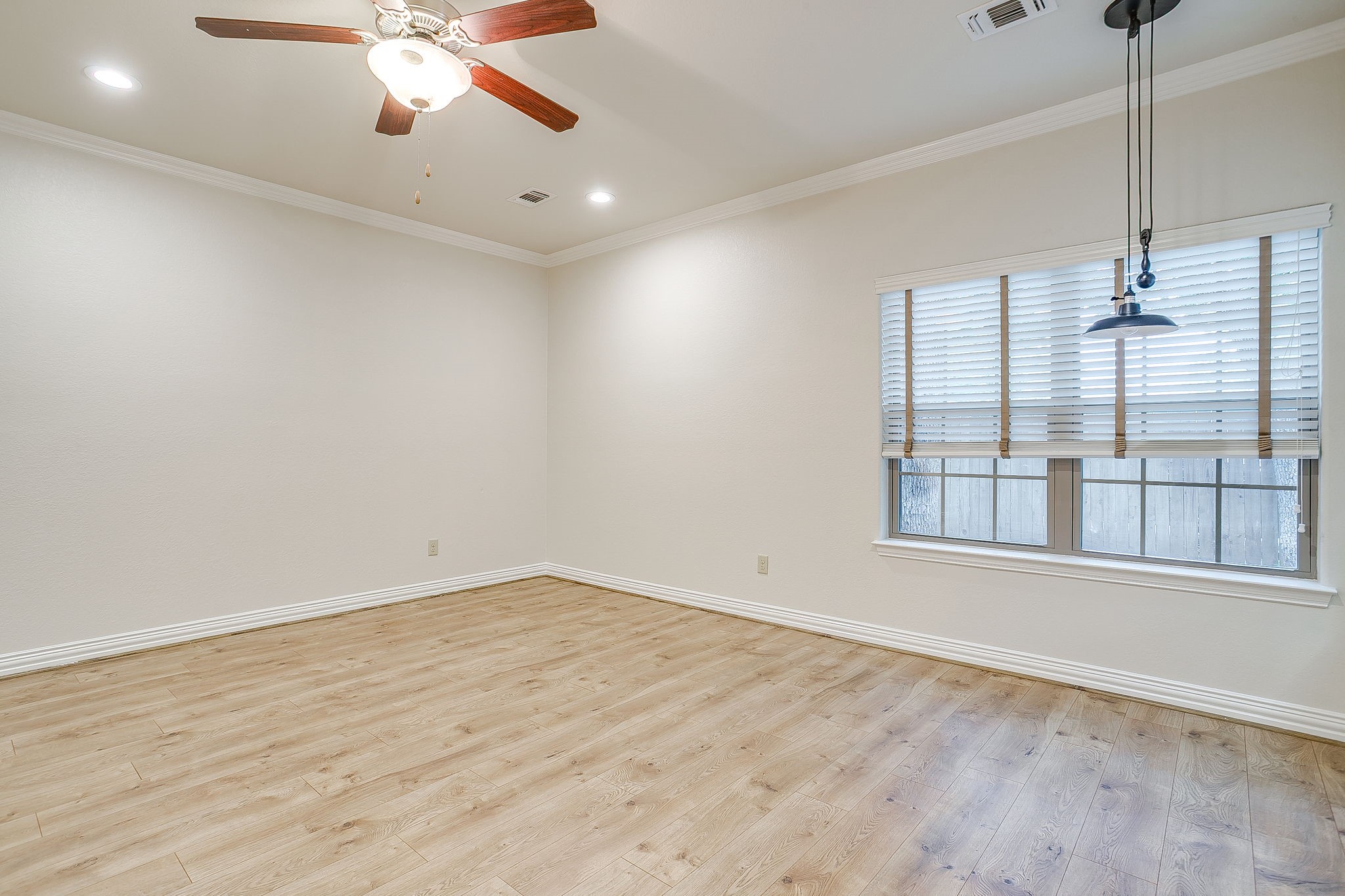2220 Cobblestone Court Granbury TX 76049