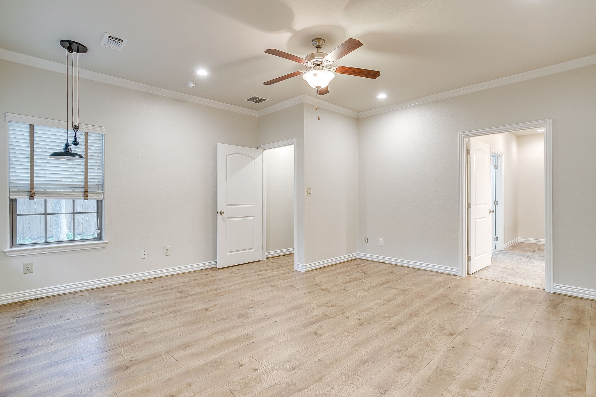2220 Cobblestone Court Granbury TX 76049