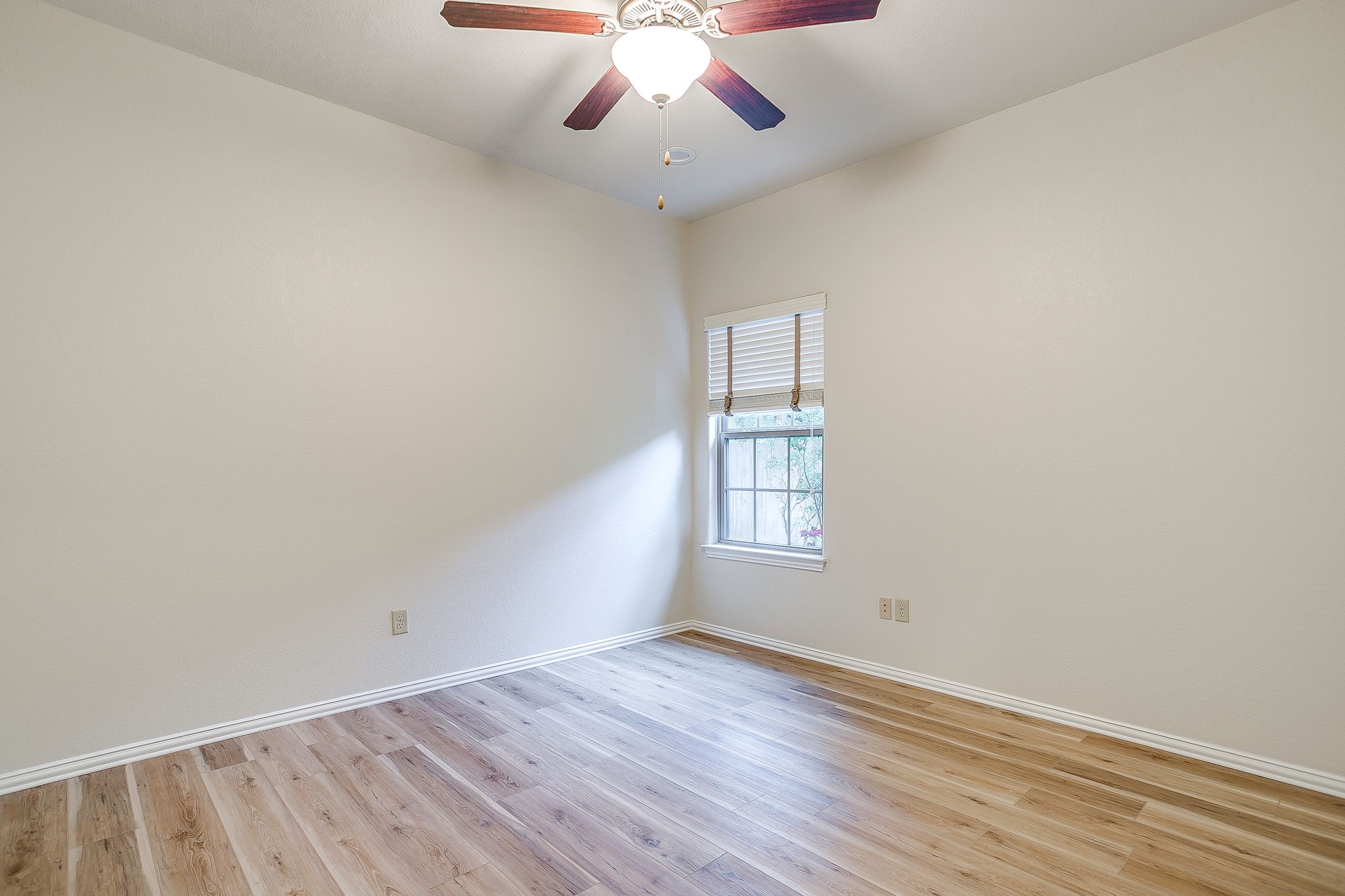 2220 Cobblestone Court Granbury TX 76049