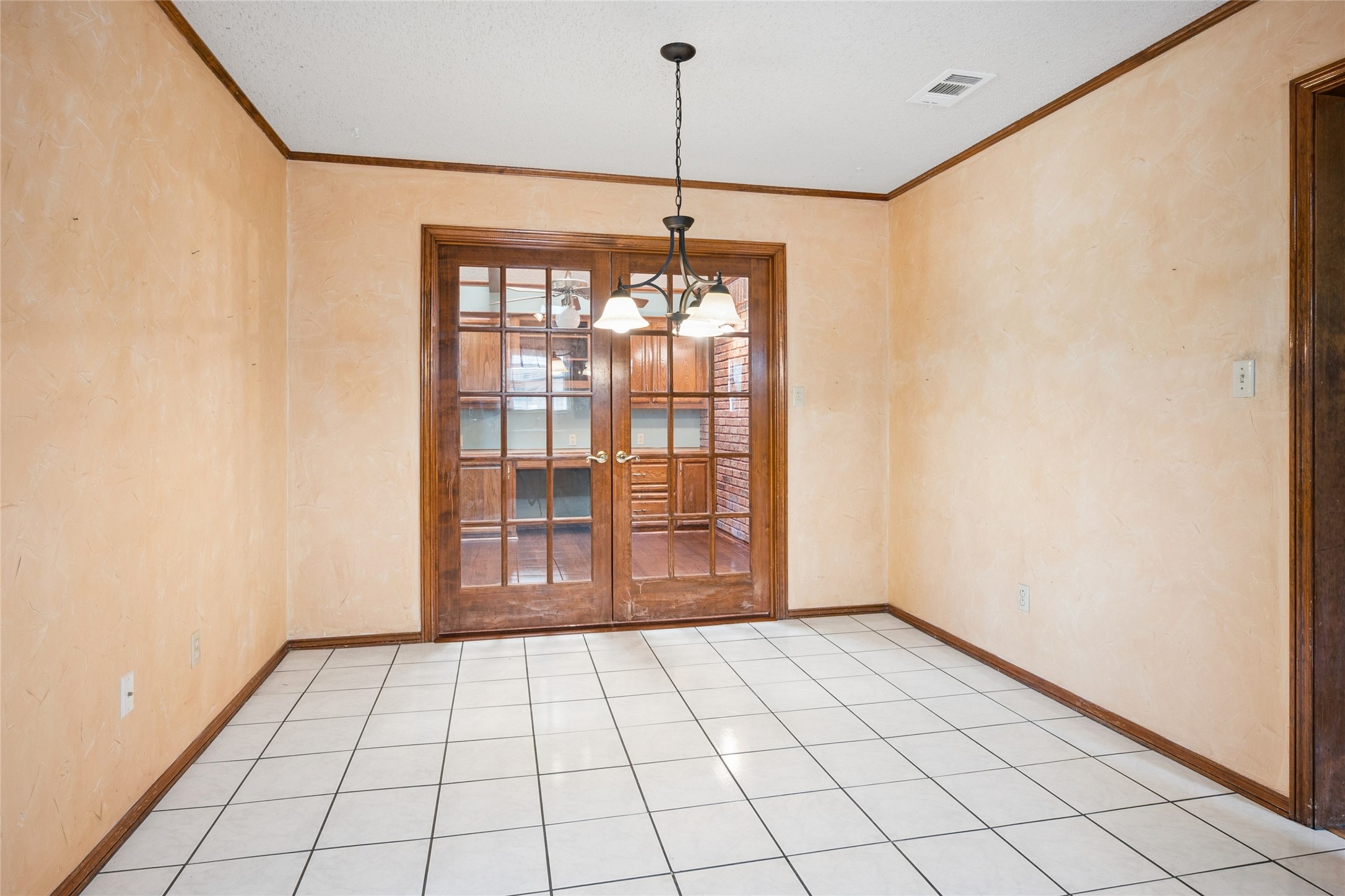 2528 Willowdale Drive Carrollton TX 75006