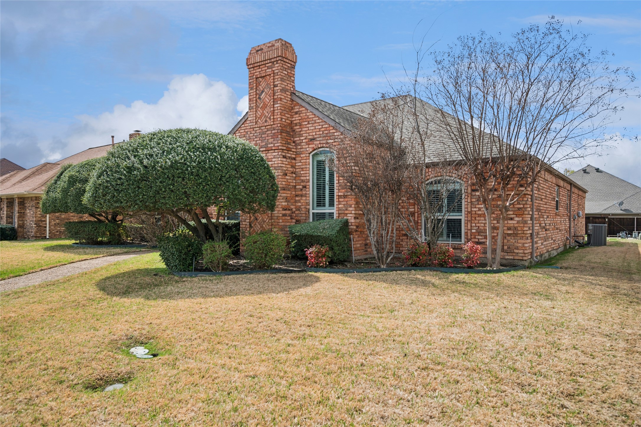 2528 Willowdale Drive Carrollton TX 75006