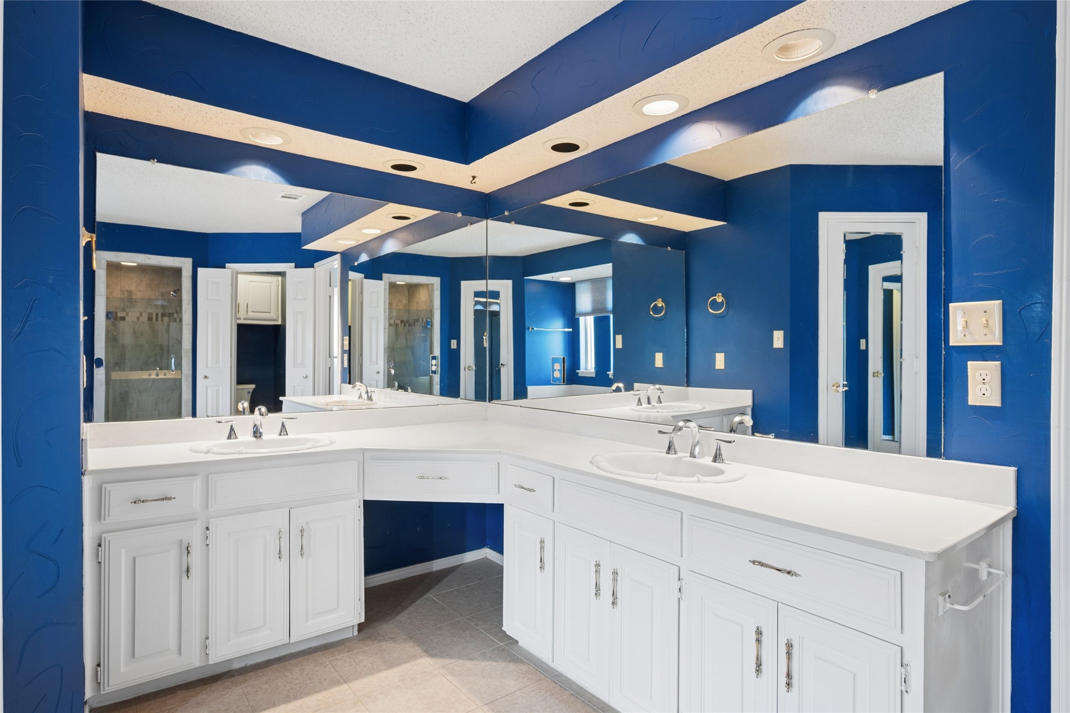 2528 Willowdale Drive Carrollton TX 75006