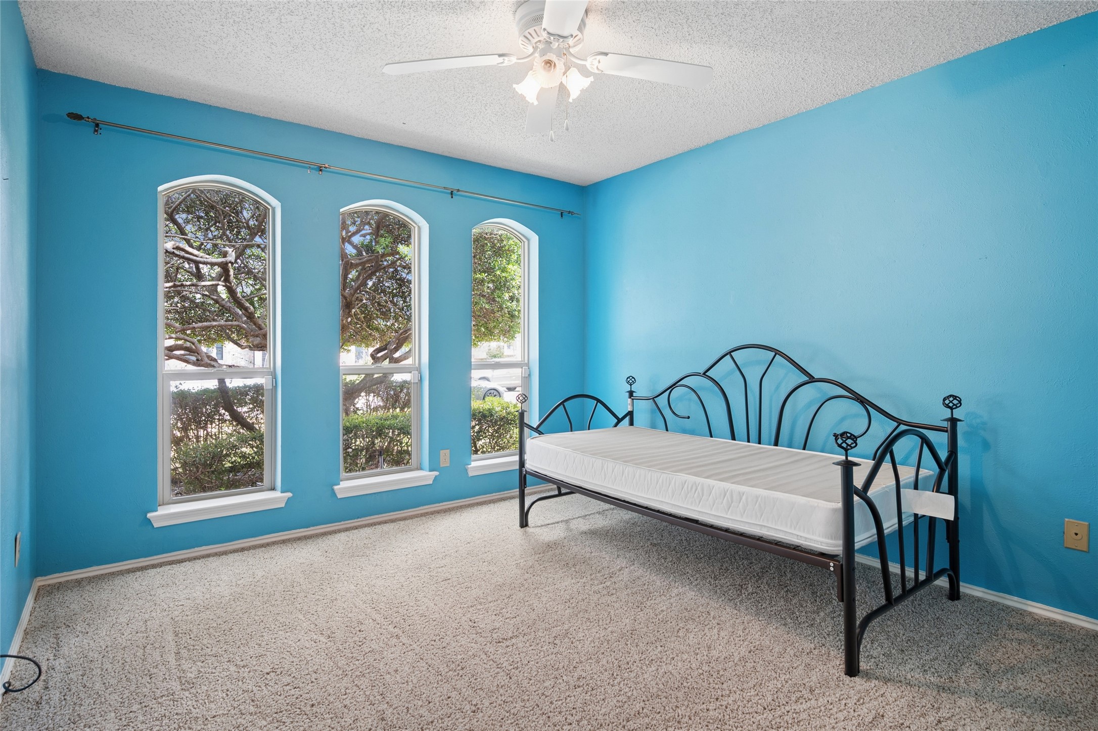 2528 Willowdale Drive Carrollton TX 75006