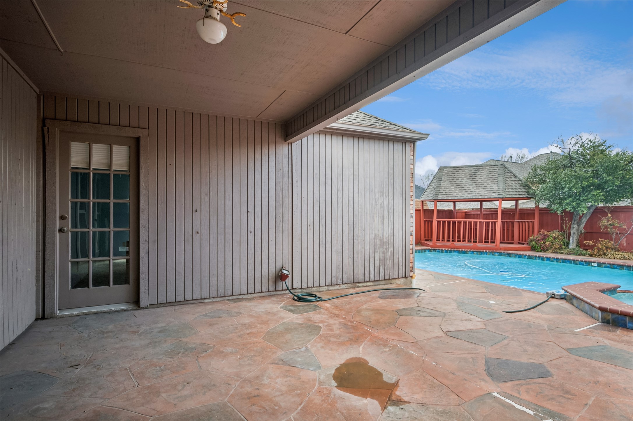 2528 Willowdale Drive Carrollton TX 75006