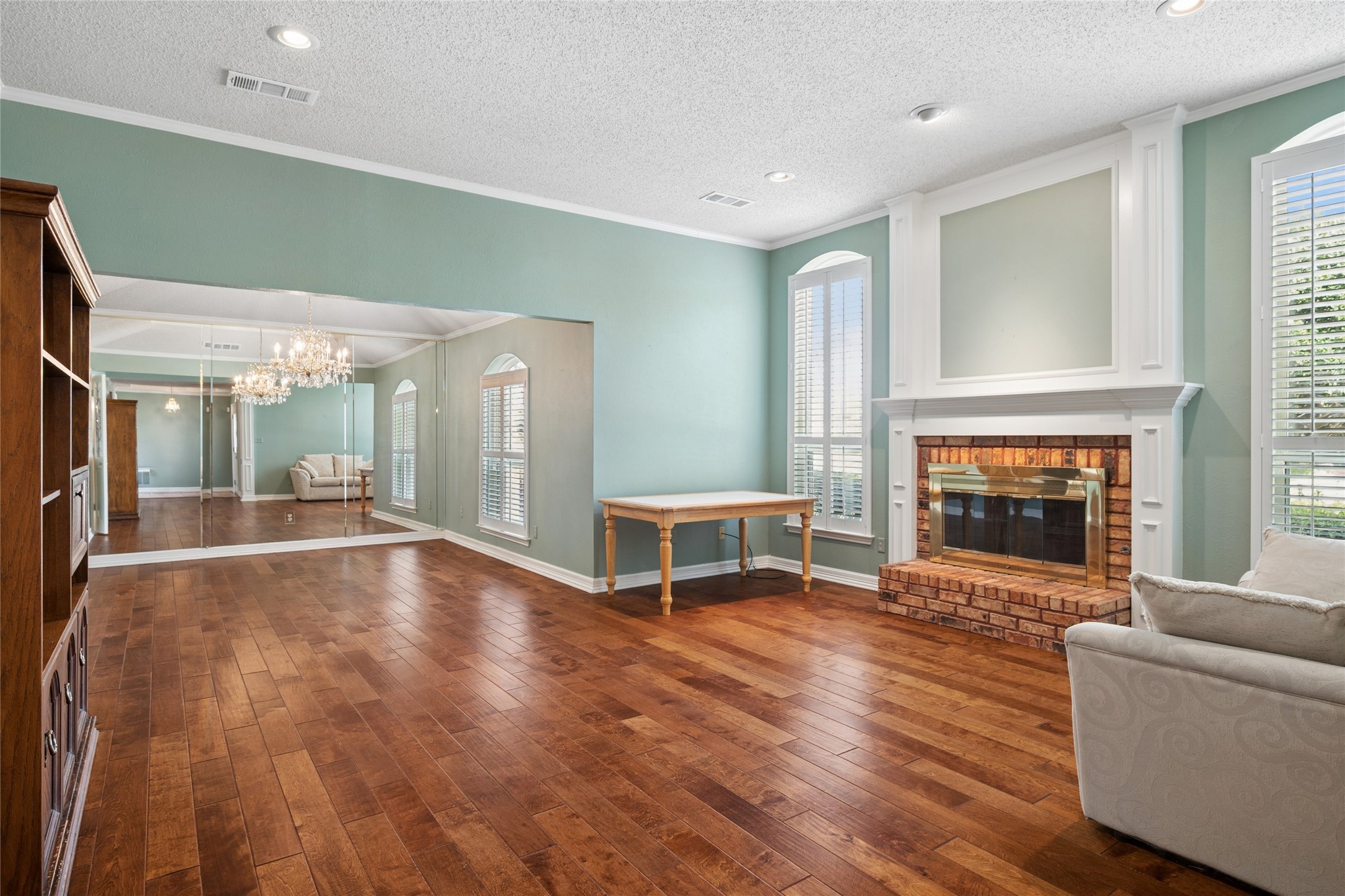 2528 Willowdale Drive Carrollton TX 75006
