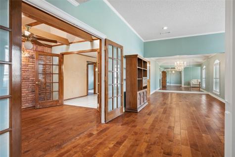 2528 Willowdale Drive Carrollton TX 75006