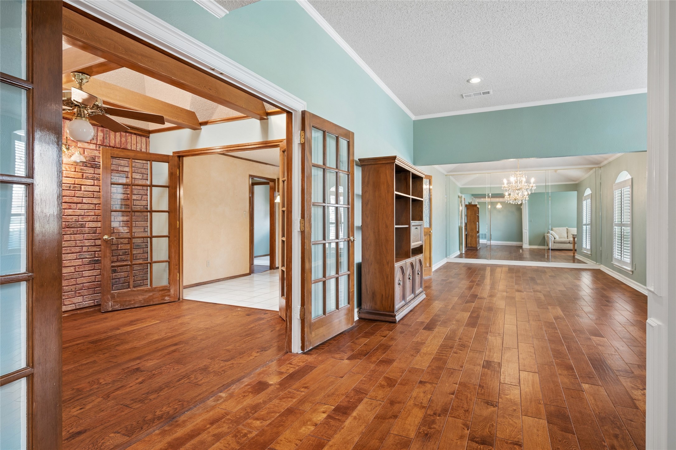 2528 Willowdale Drive Carrollton TX 75006