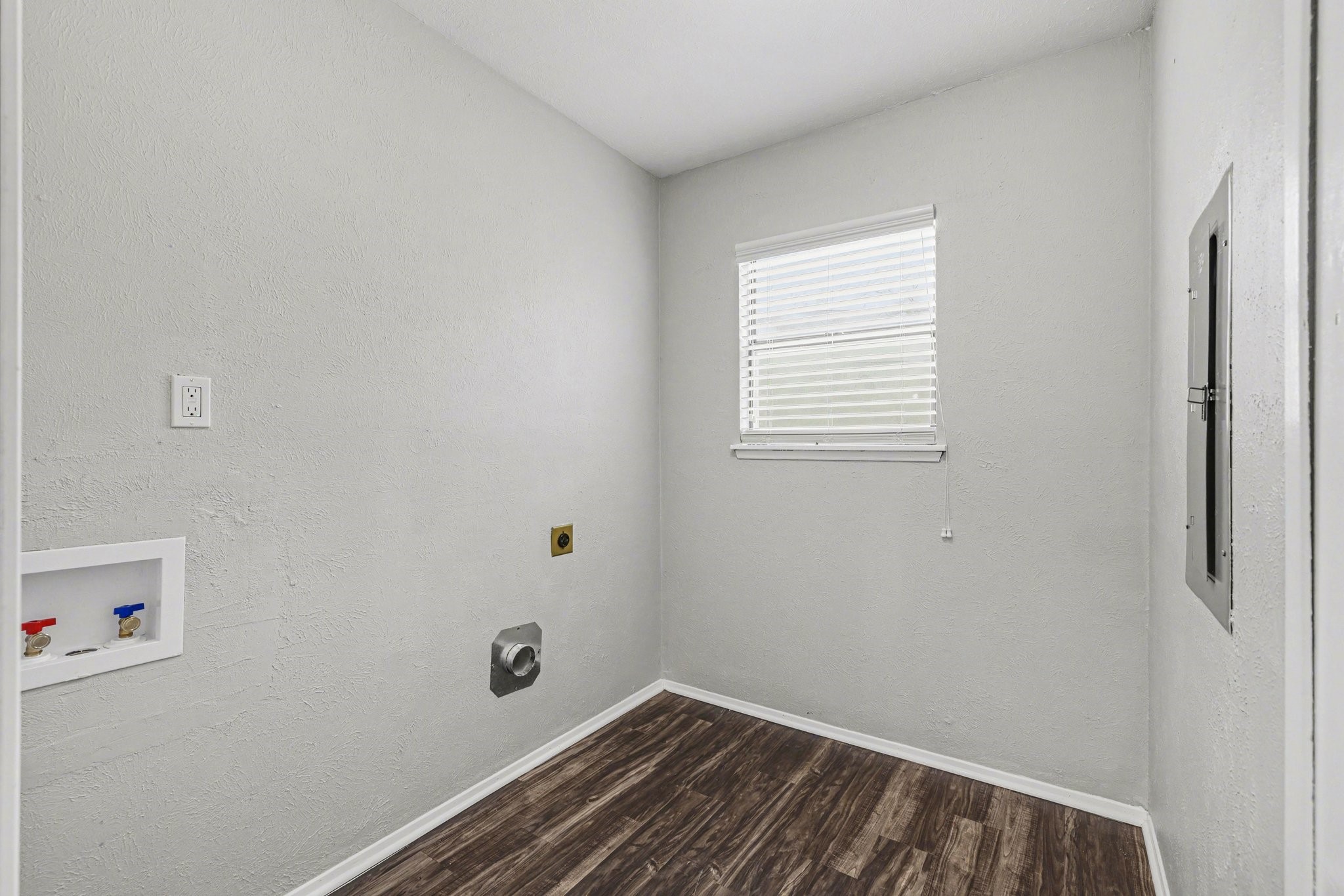 2312 Chinaberry Drive Bedford TX 76021