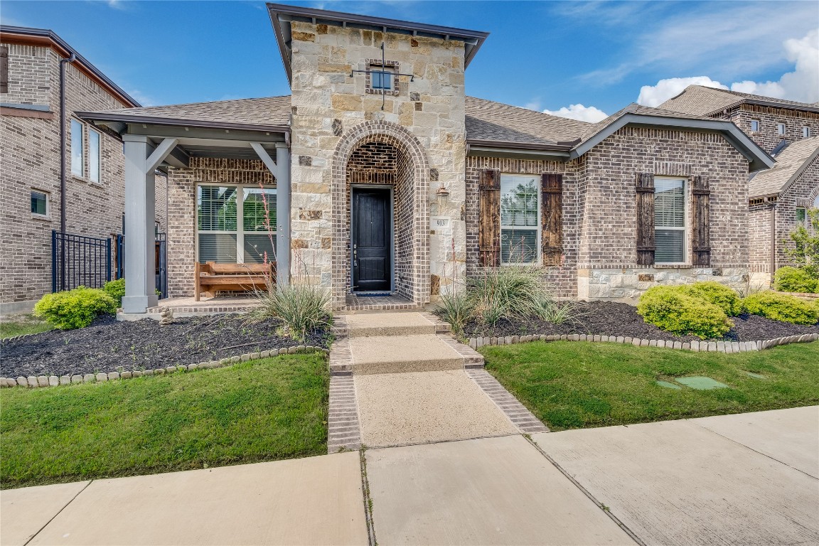 903 Crystal Oak Lane Arlington TX 76005