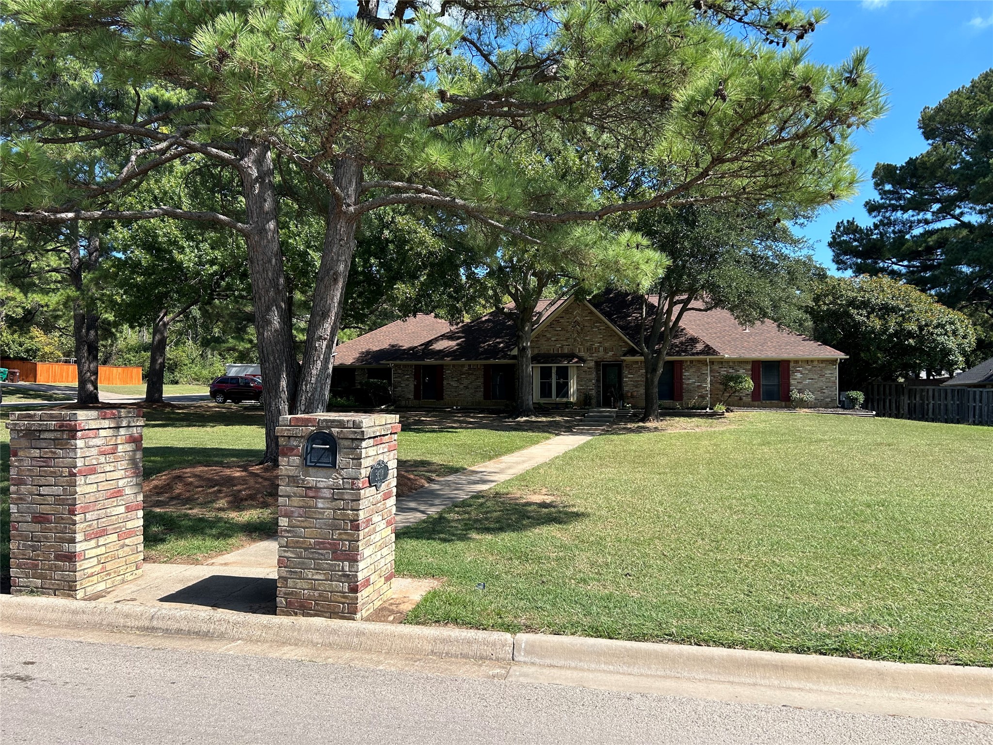 3601 Montecito Drive Denton TX 76205