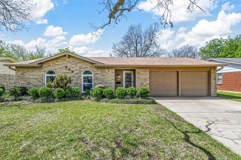 229 NW Wintercrest Road Burleson TX 76028
