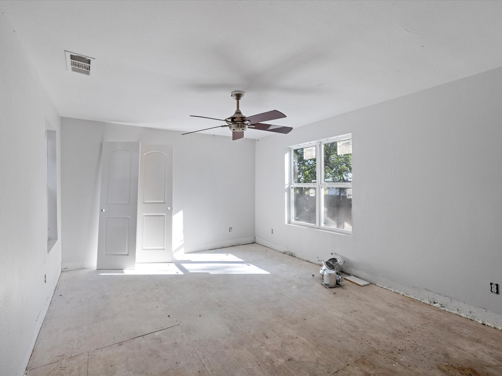 1106 N Mckinney Street Ennis TX 75119