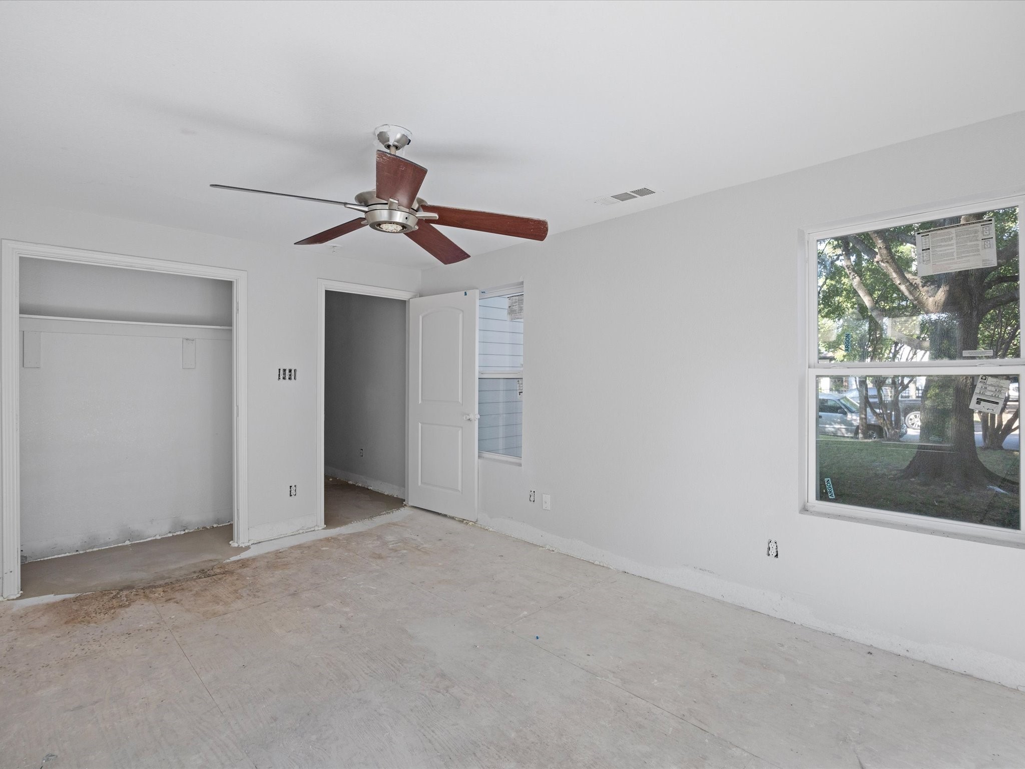 1106 N Mckinney Street Ennis TX 75119