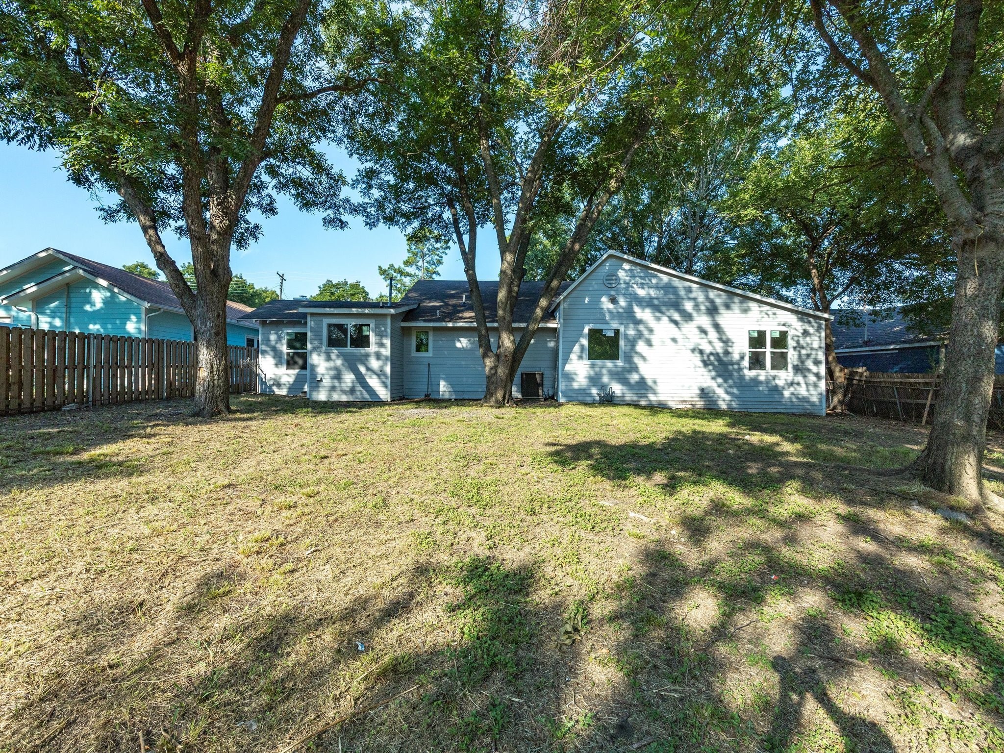 1106 N Mckinney Street Ennis TX 75119
