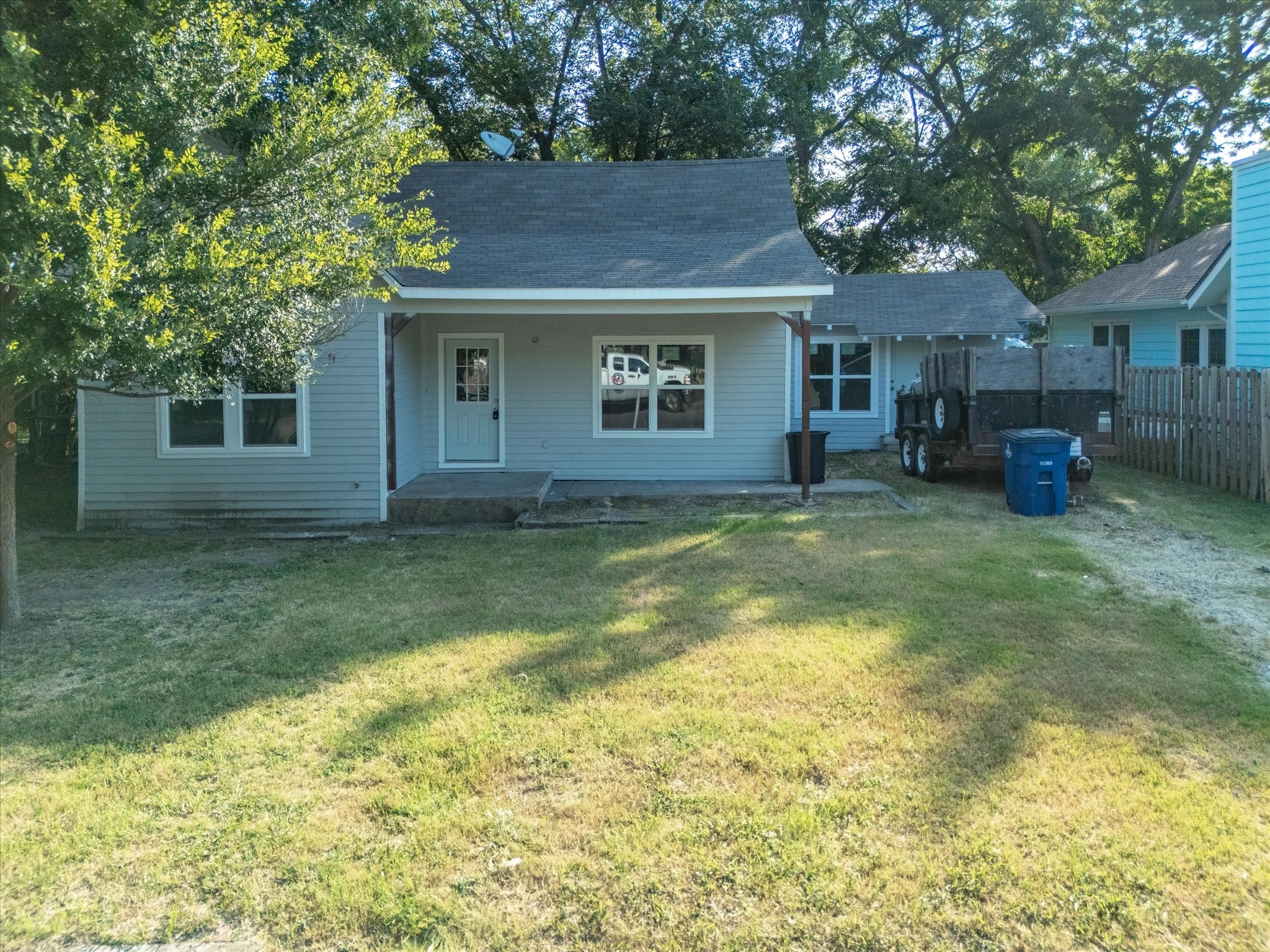 1106 N Mckinney Street Ennis TX 75119
