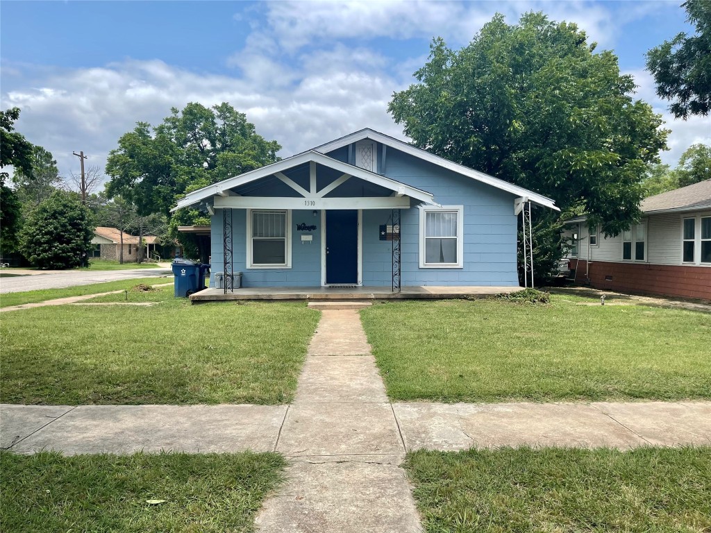 1310 Bullard Street Cisco TX 76437