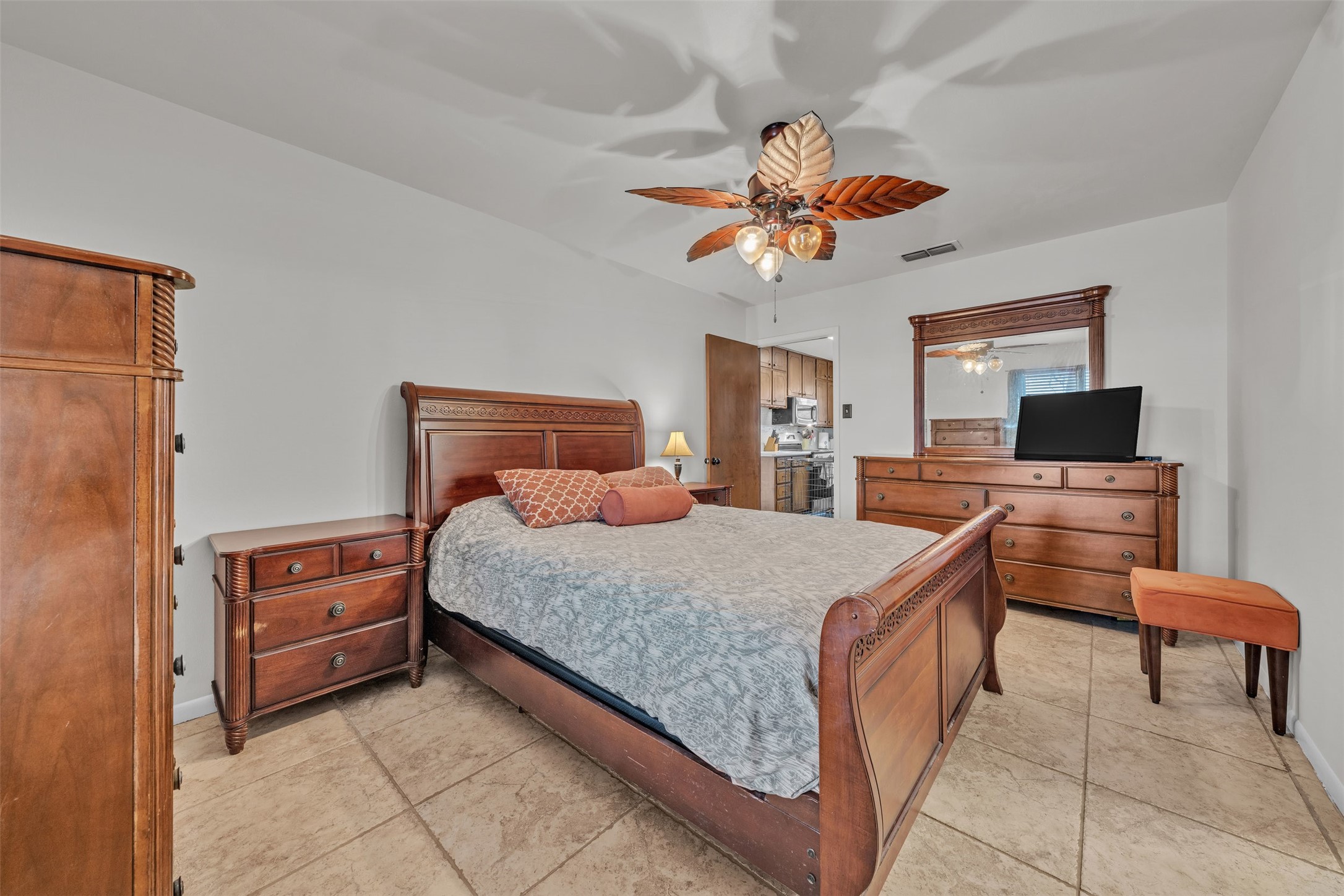 5400 County Road 402 Grandview TX 76050