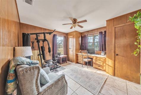 5400 County Road 402 Grandview TX 76050