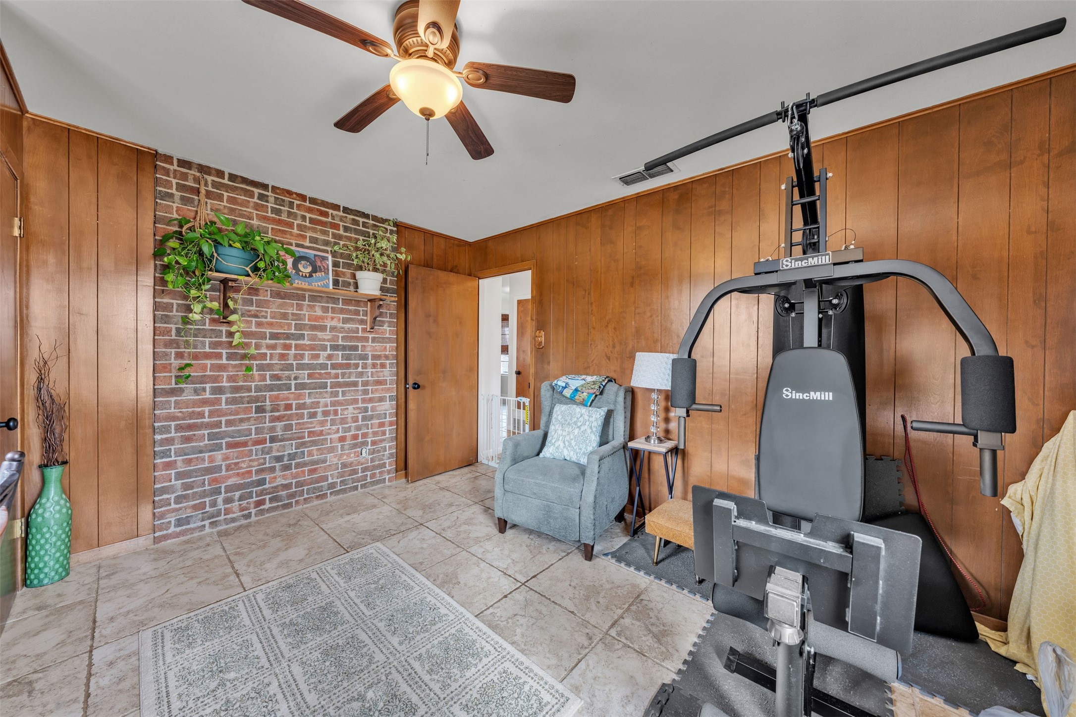 5400 County Road 402 Grandview TX 76050