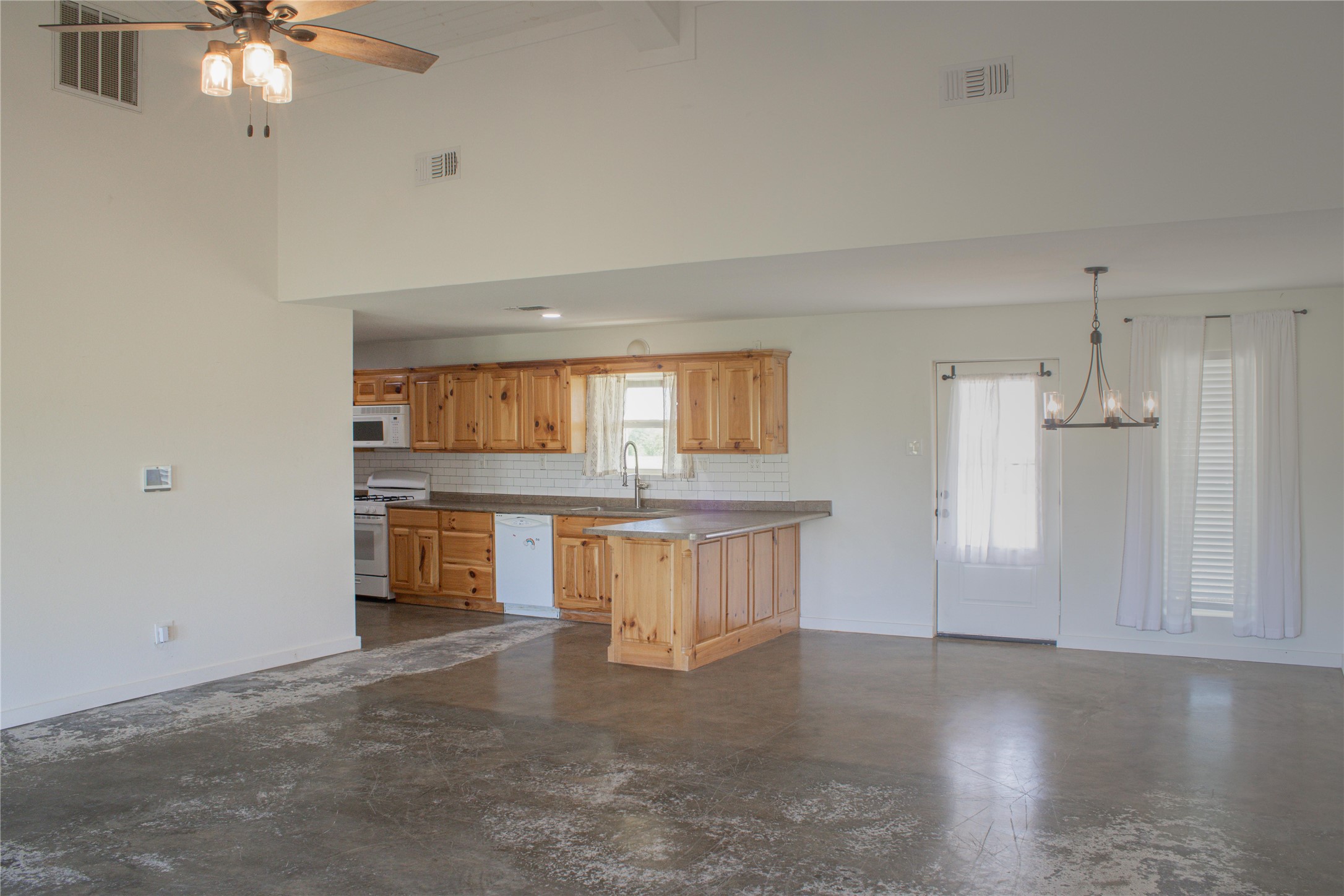 2290 County Road 22900 Paris TX 75460
