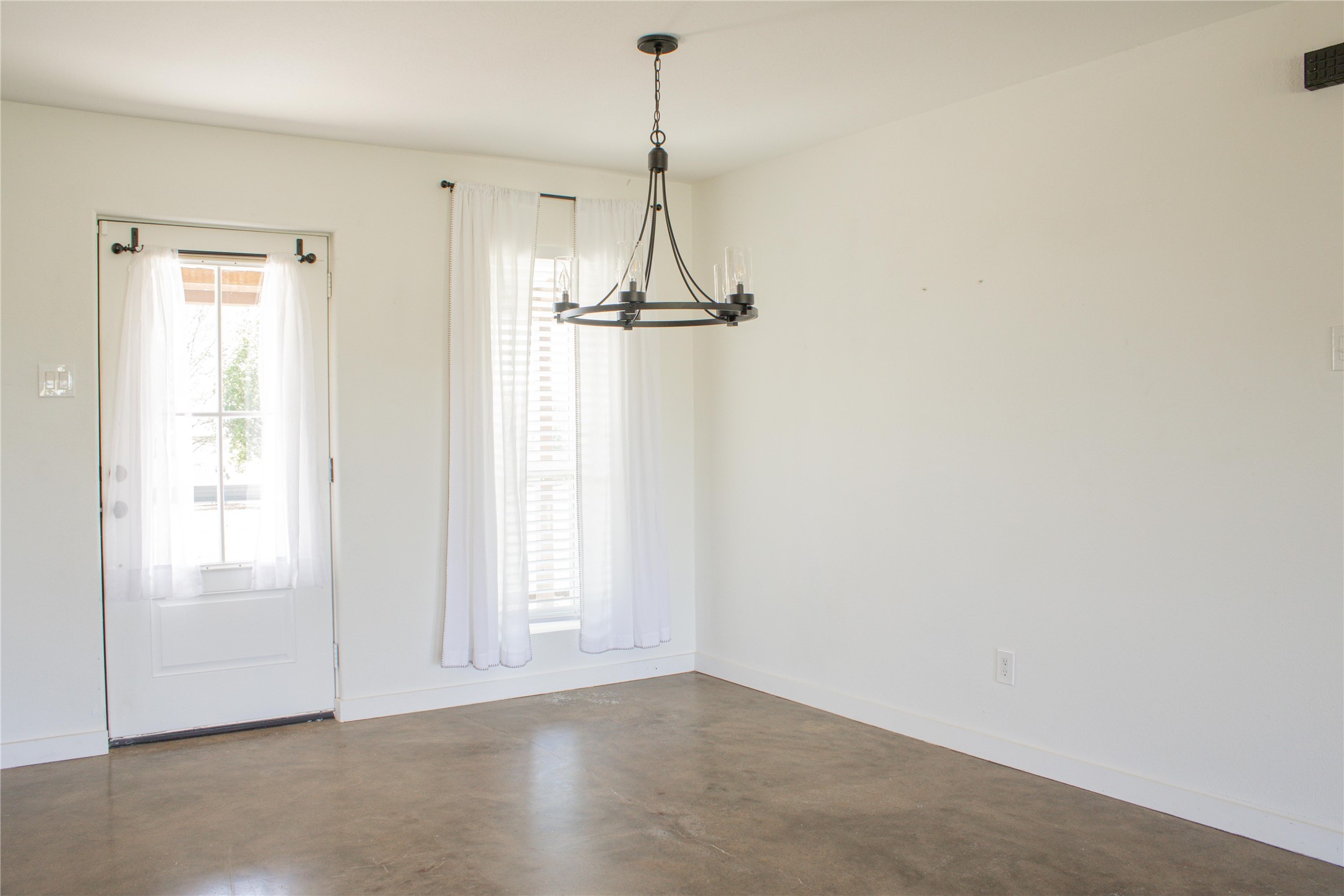 2290 County Road 22900 Paris TX 75460