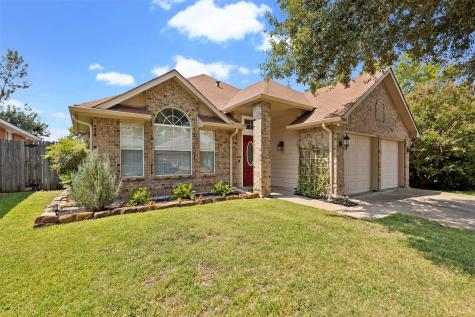 2813 Salado Trail Fort Worth TX 76118