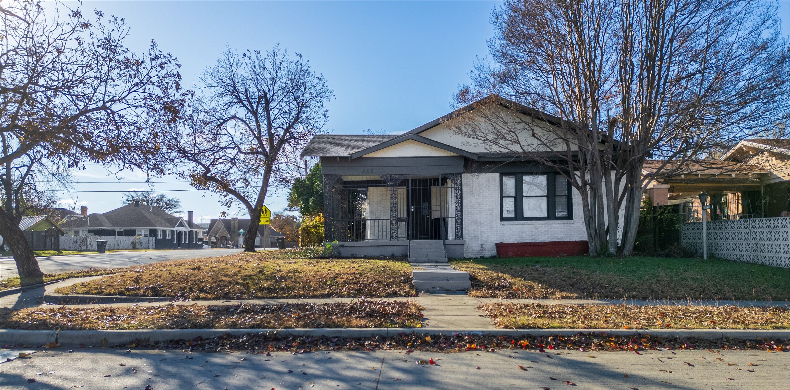 820 Marion Avenue Fort Worth TX 76104