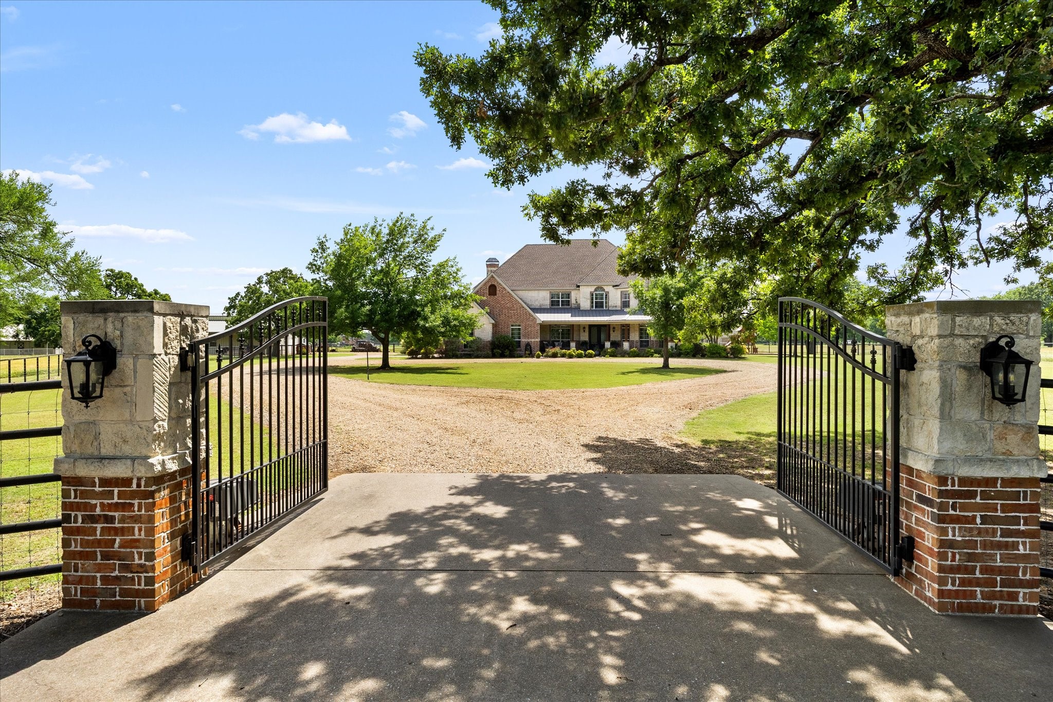 5900 Kings Creek Drive Post Oak Bend TX 75142