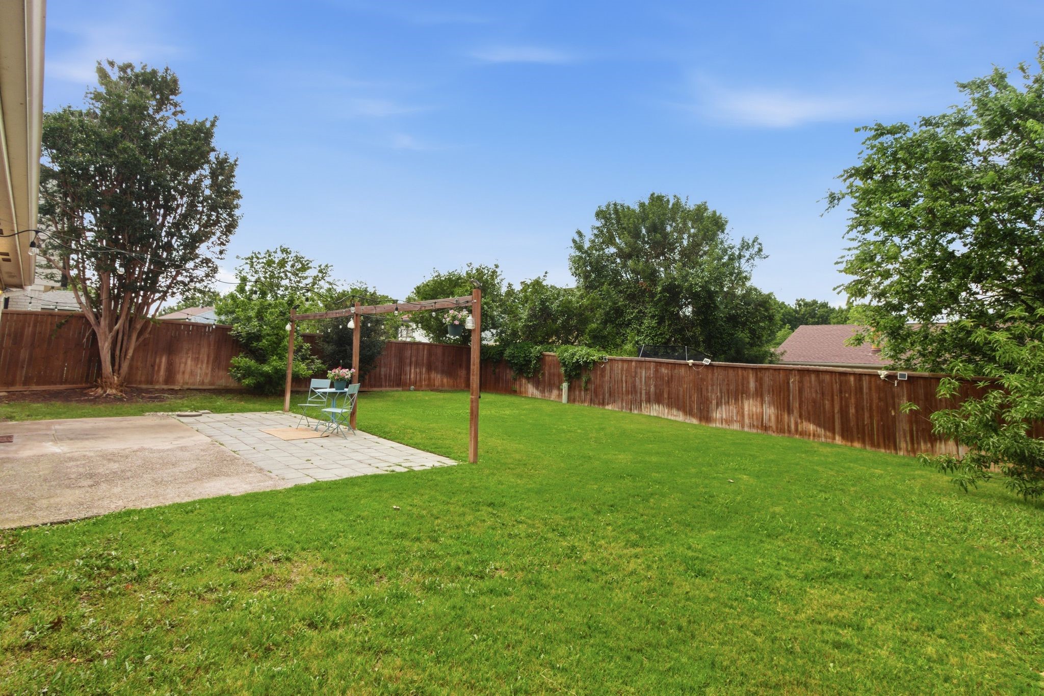 2627 Bayberry Lane Euless TX 76039