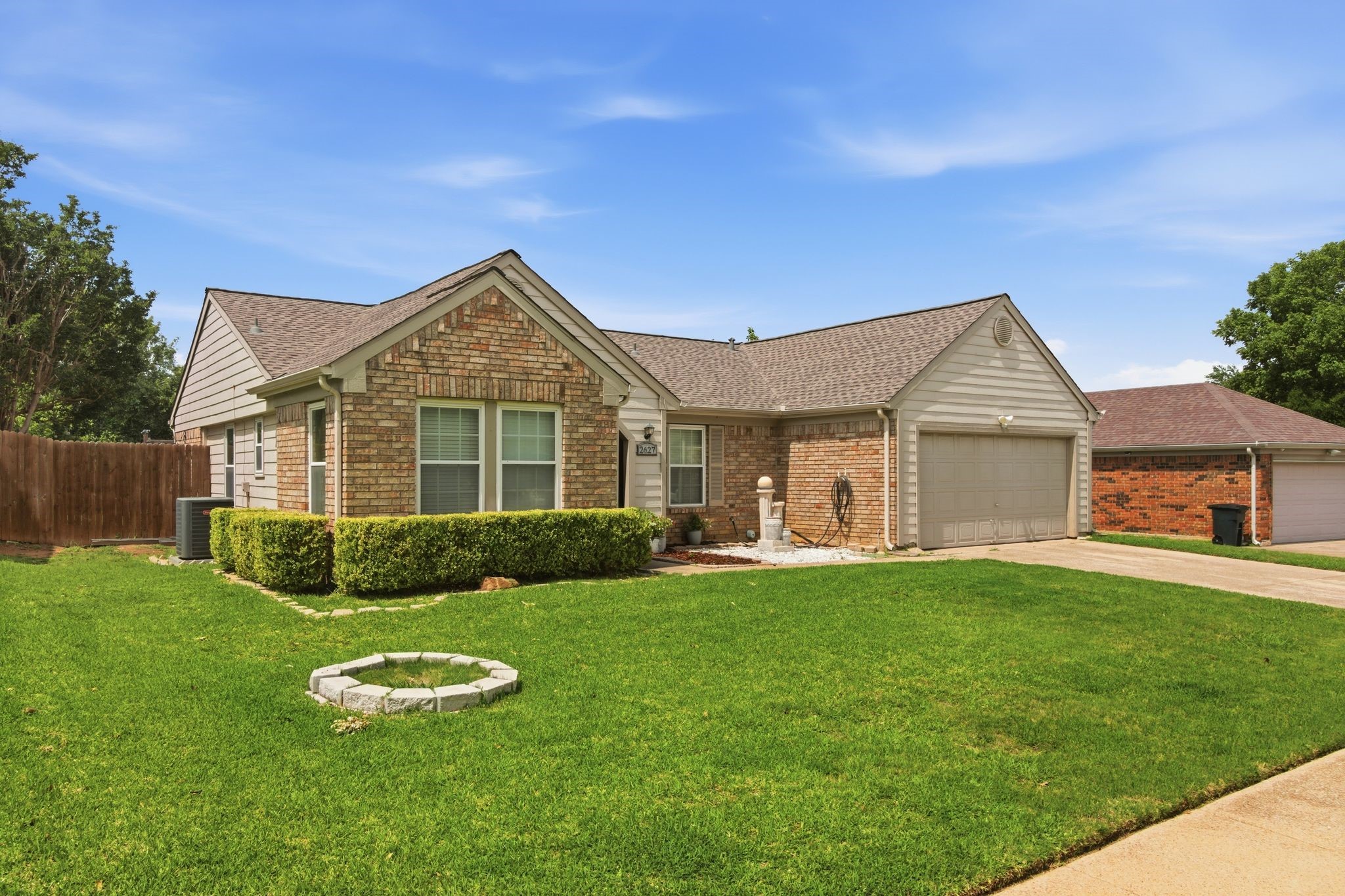 2627 Bayberry Lane Euless TX 76039