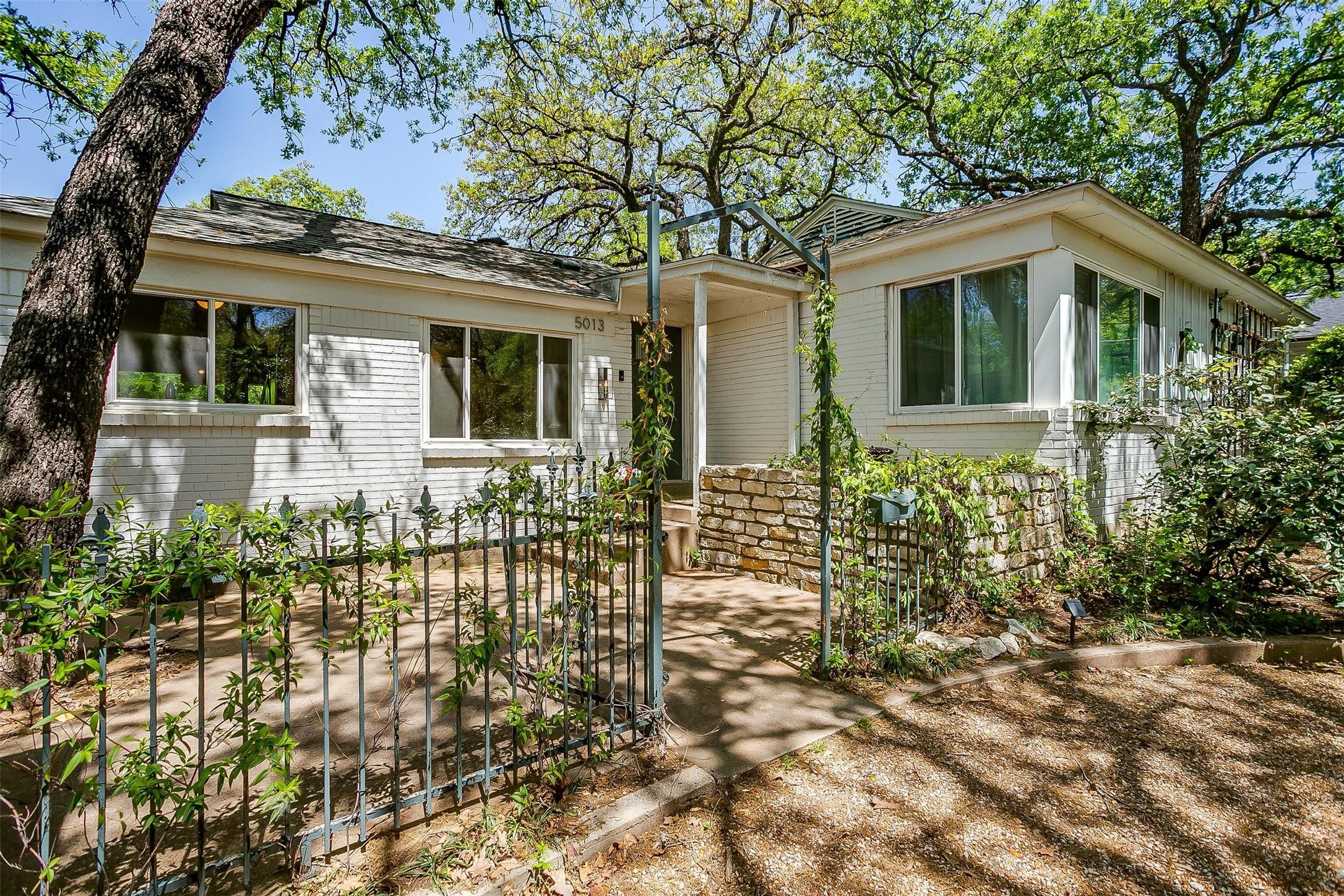 5013 Barnett Street Fort Worth TX 76103