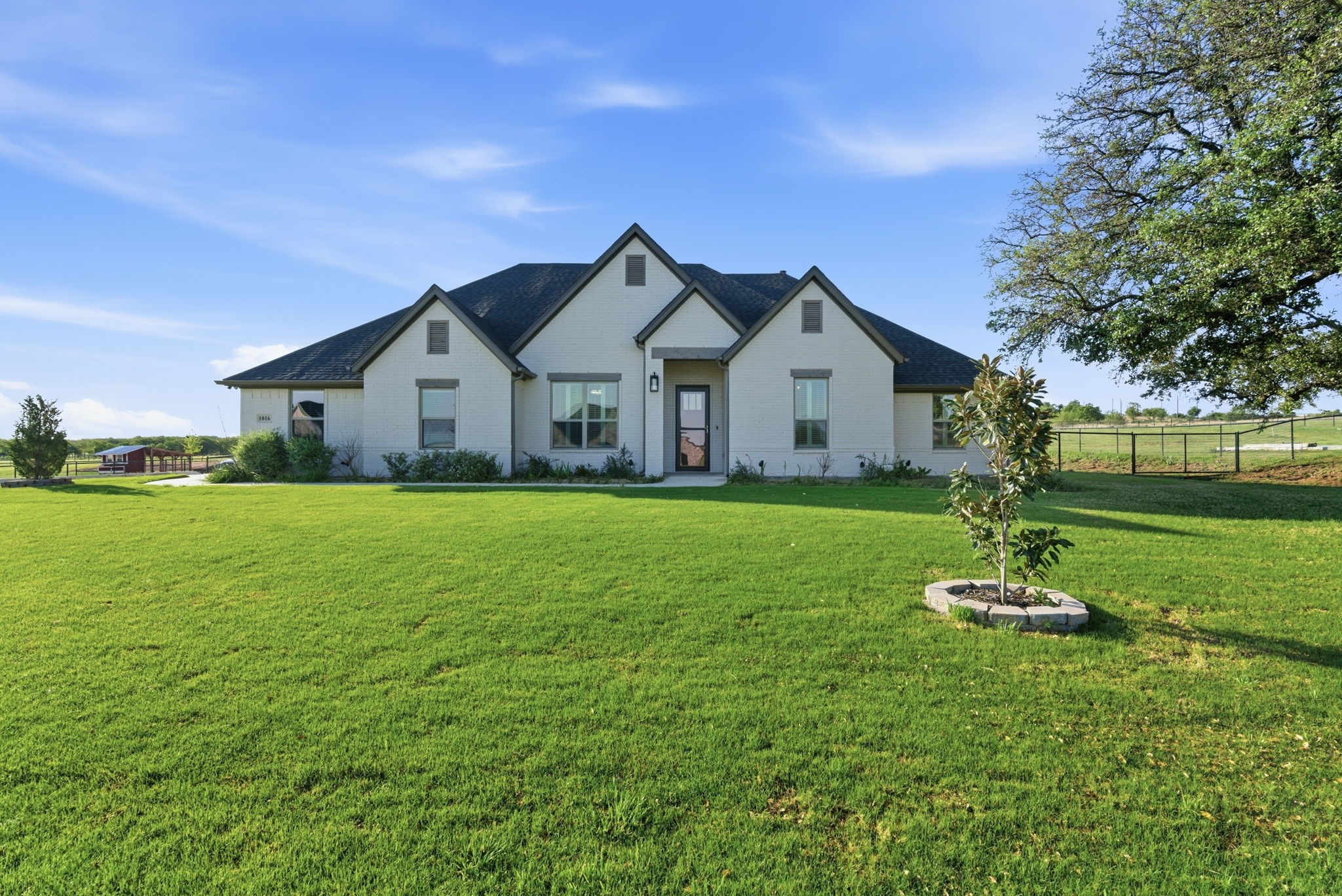 1016 Paradise Parkway Poolville TX 76487