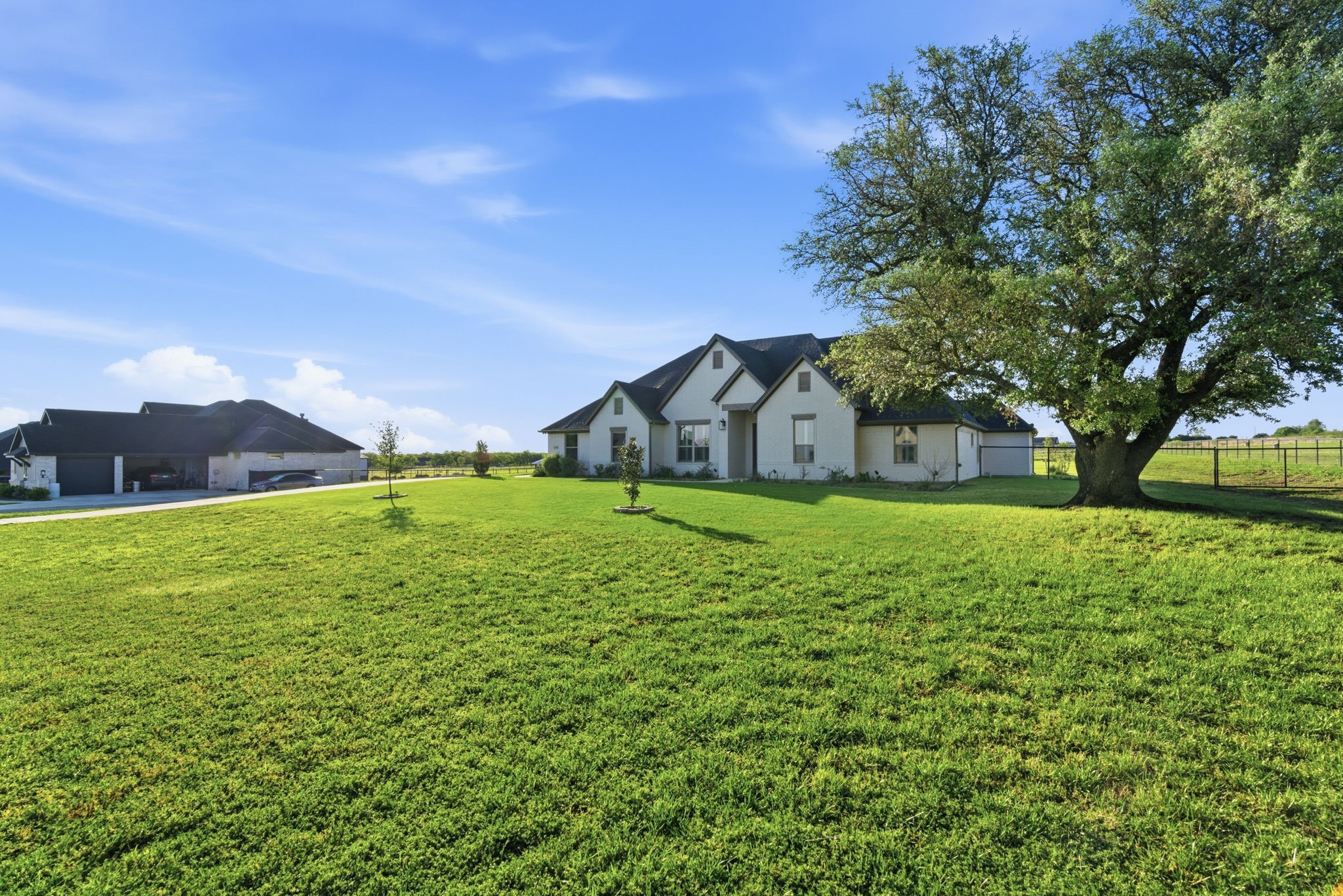1016 Paradise Parkway Poolville TX 76487
