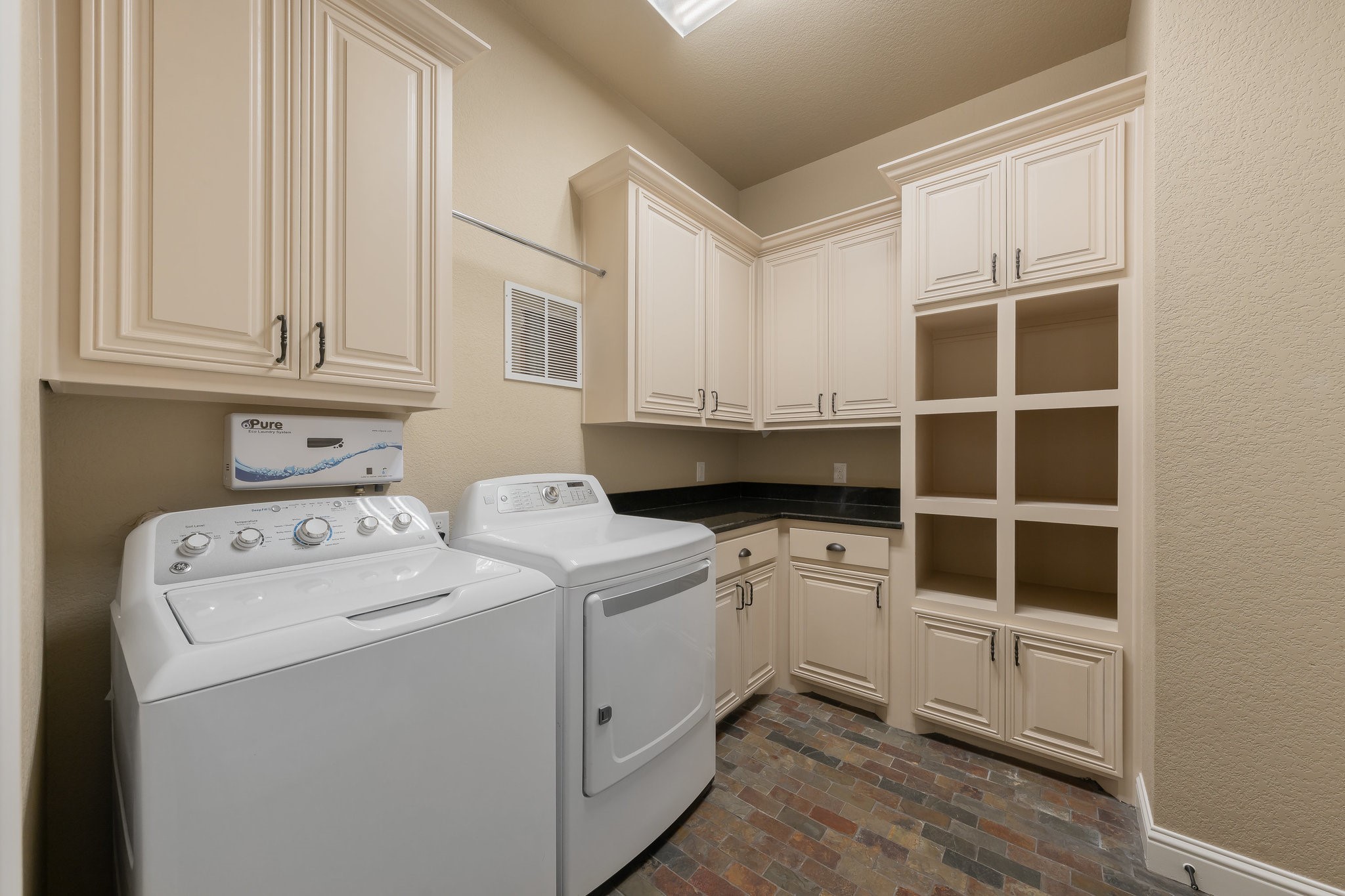 594 Turner Warnell Road Mansfield TX 76063