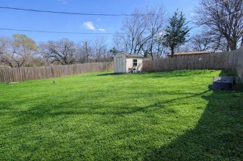 1716 Ridgewood Drive Denison TX 75020