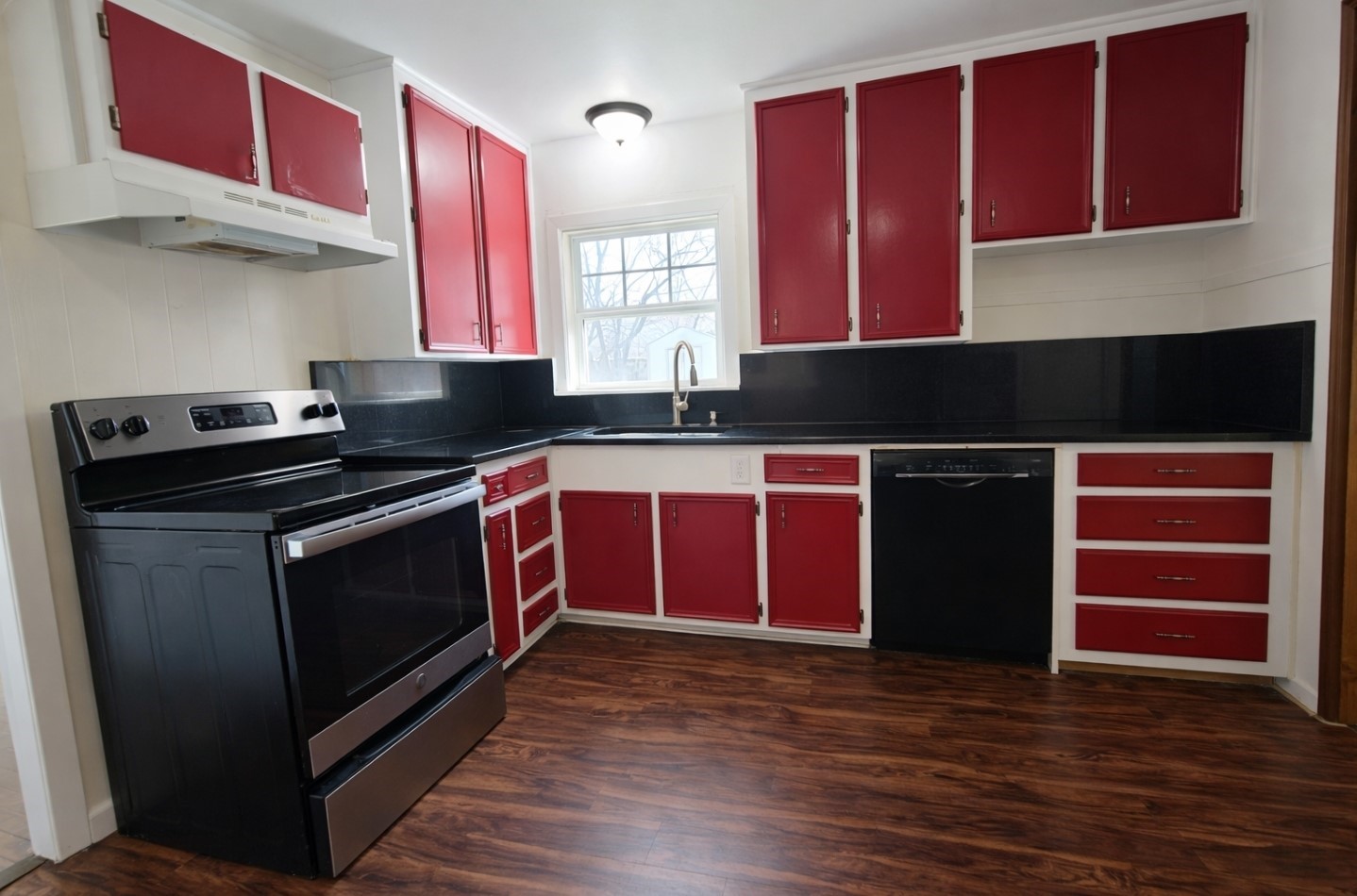 1716 Ridgewood Drive Denison TX 75020