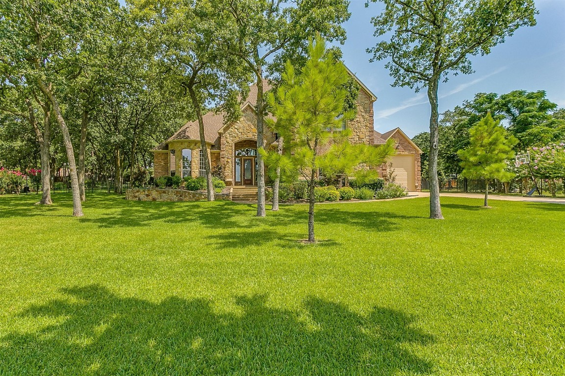 3813 Canyon Pass Trail Burleson TX 76028