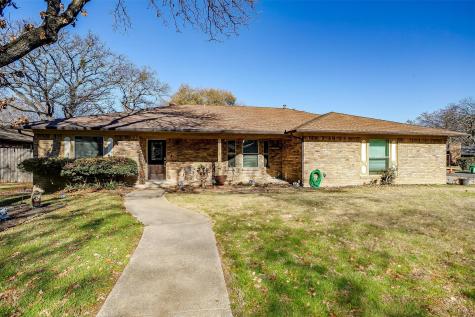 4401 Indian Oaks Trail Arlington TX 76017