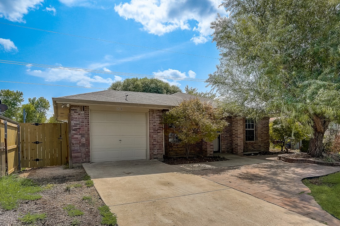 6814 Barrett Drive Dallas TX 75217