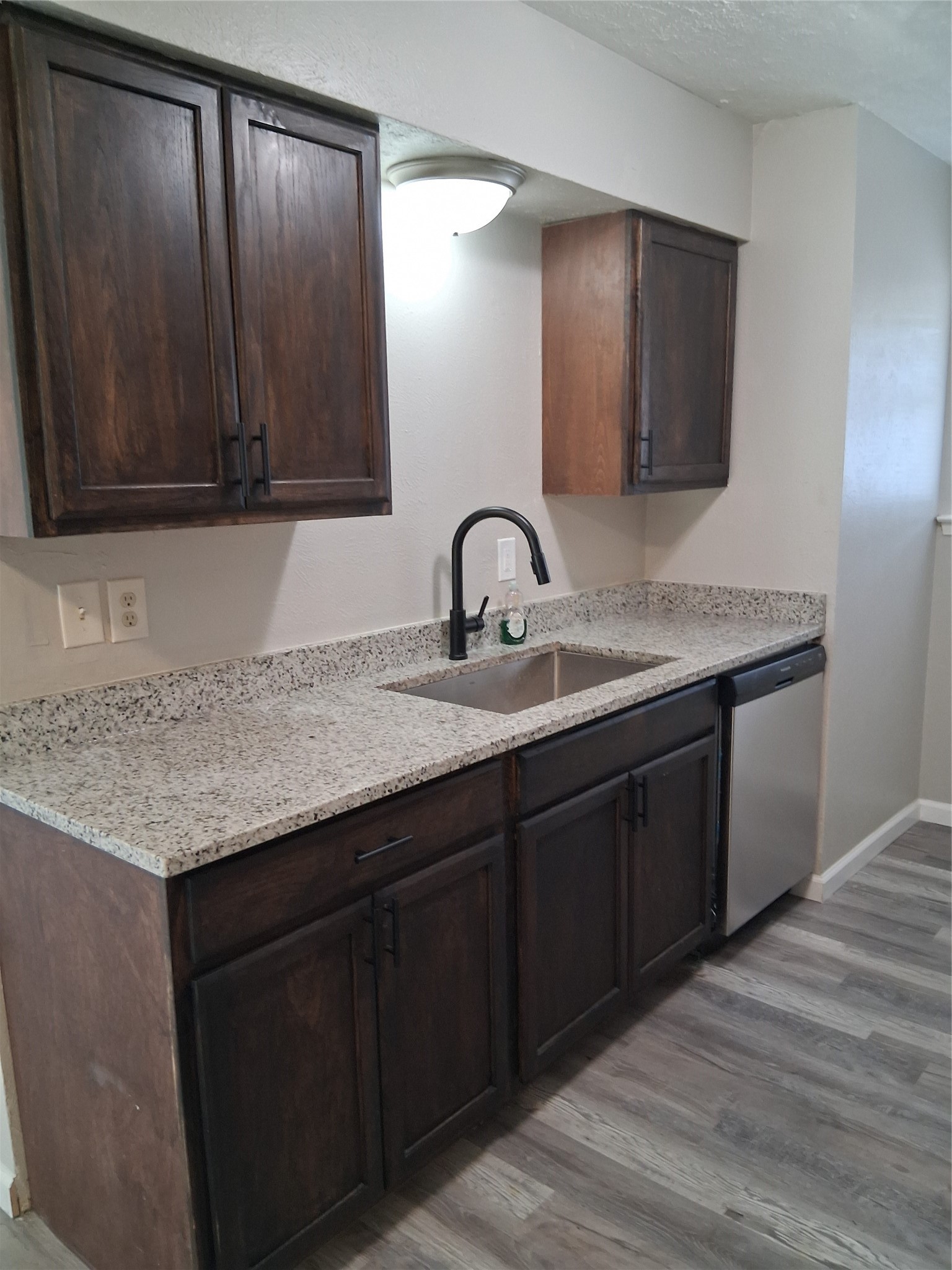 3205 Pacesetter Drive Dallas TX 75241
