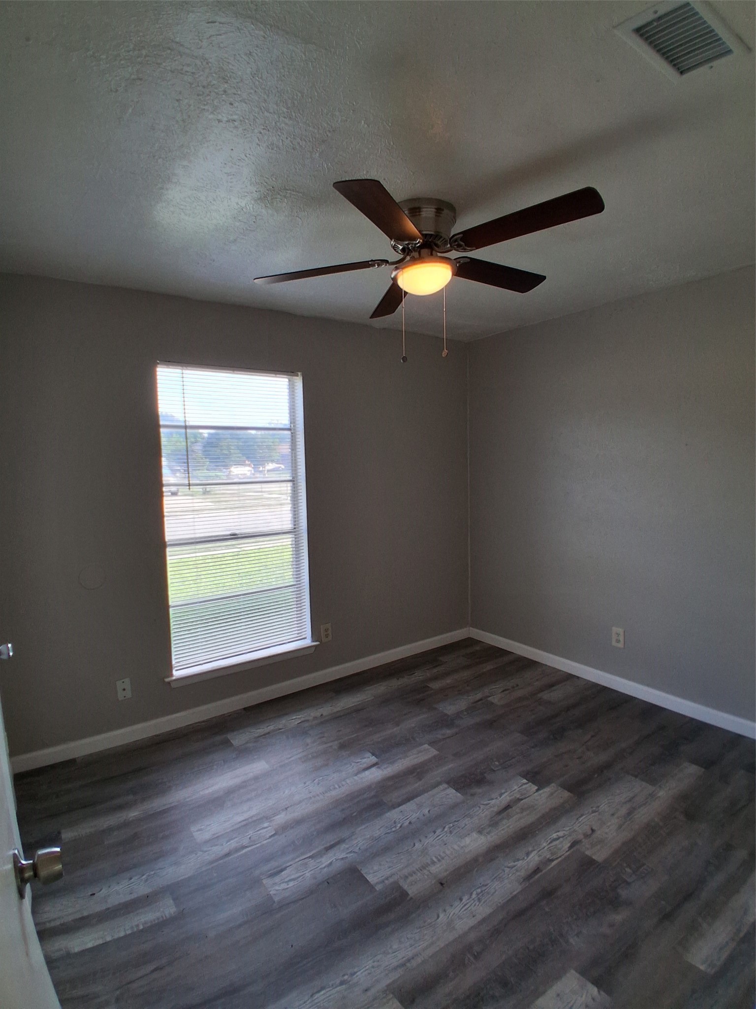 3205 Pacesetter Drive Dallas TX 75241