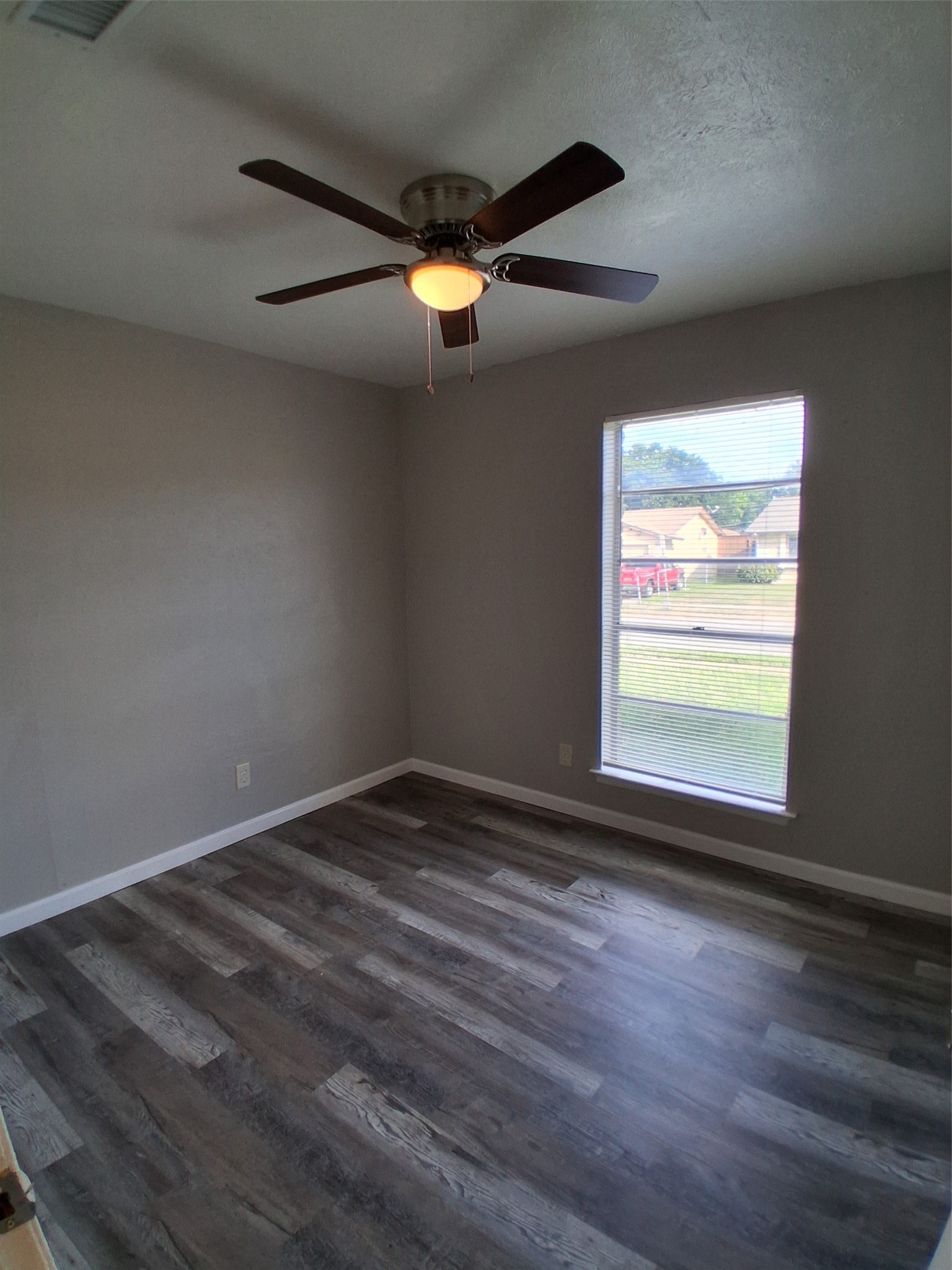 3205 Pacesetter Drive Dallas TX 75241