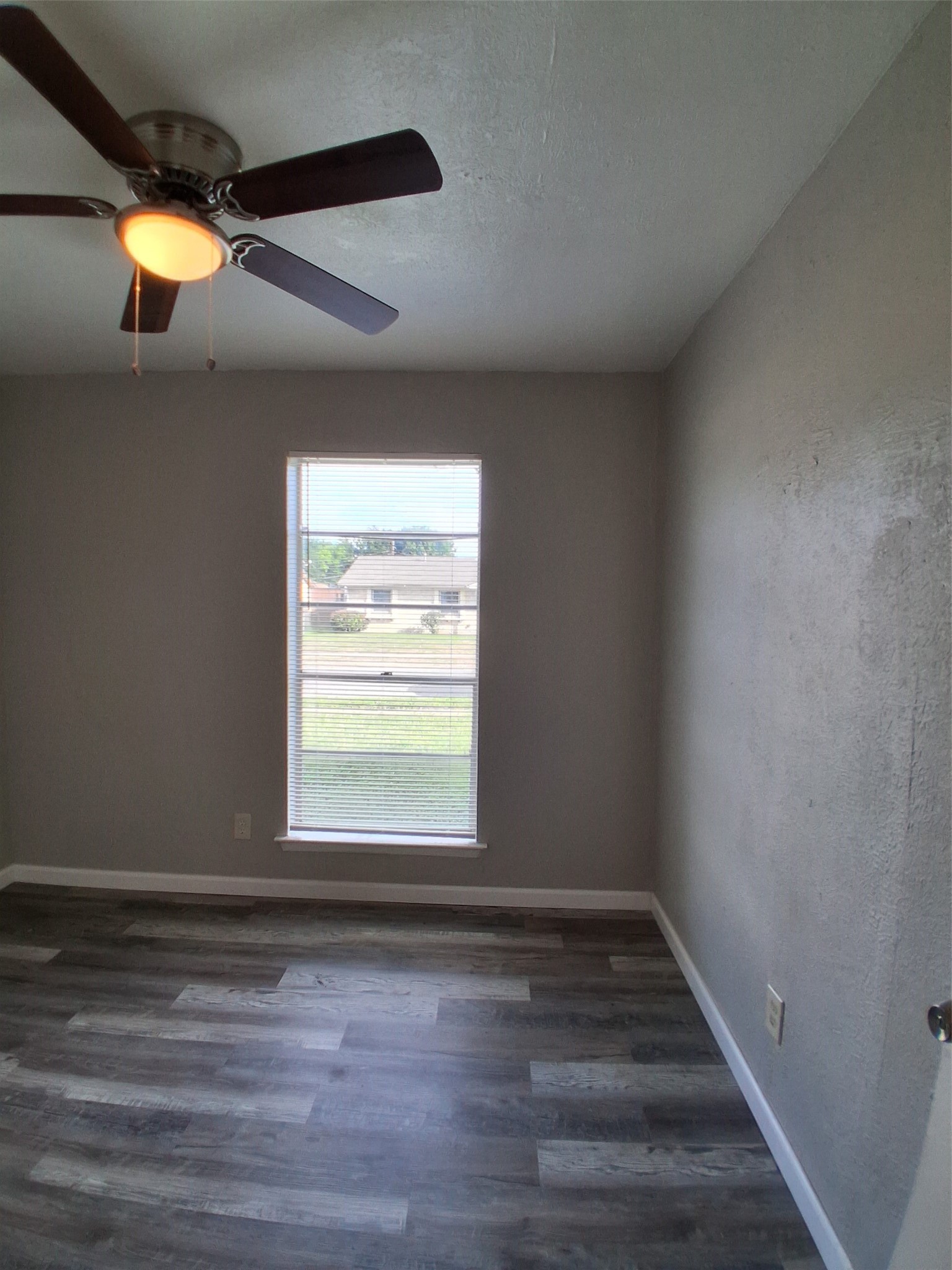 3205 Pacesetter Drive Dallas TX 75241