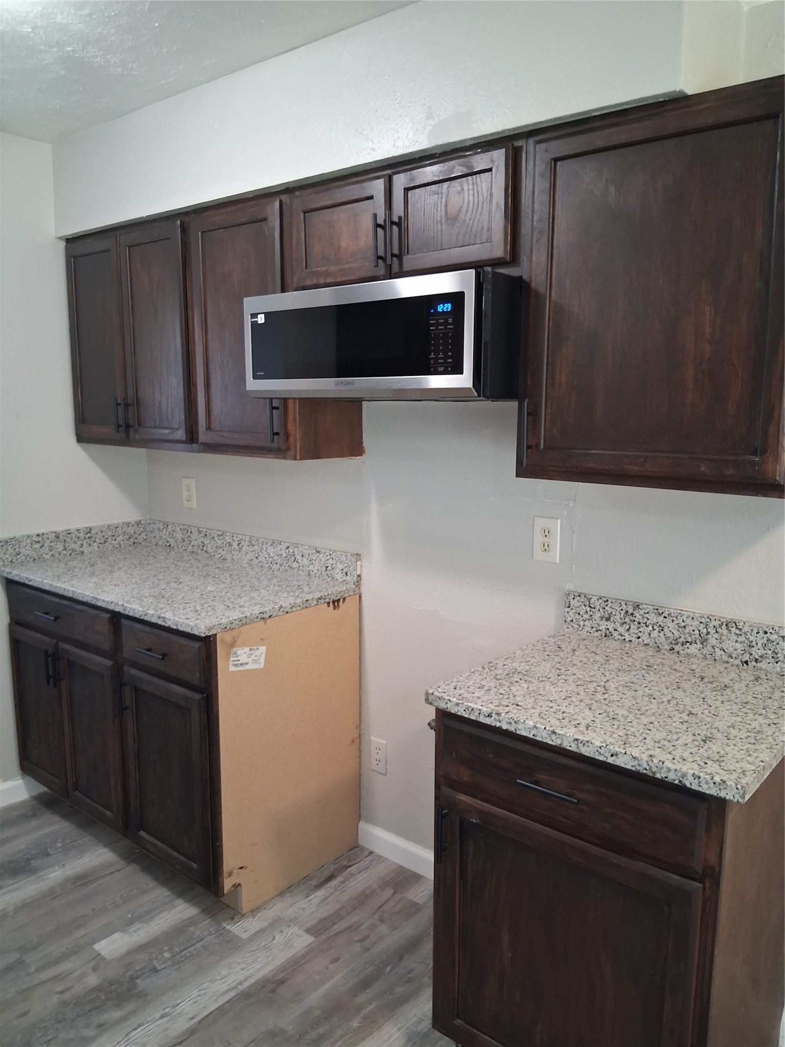 3205 Pacesetter Drive Dallas TX 75241