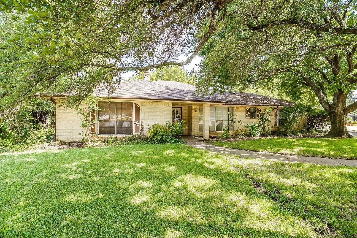 7001 Candlestick Court Fort Worth TX 76133