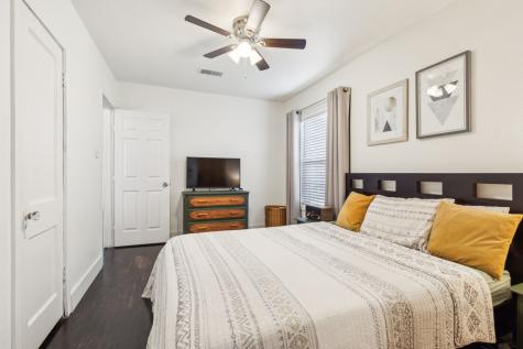 3202 Aster Street Dallas TX 75211
