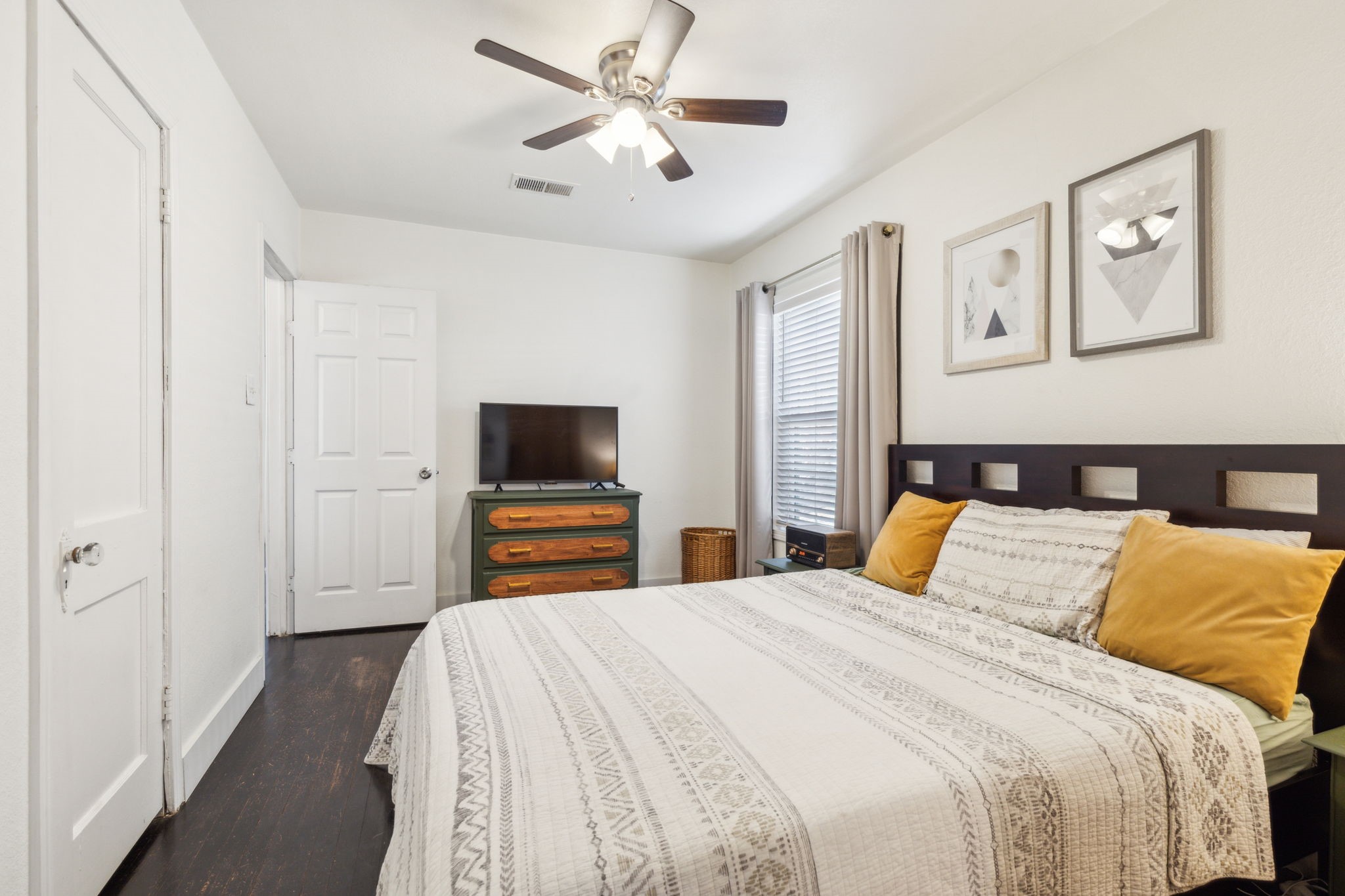 3202 Aster Street Dallas TX 75211