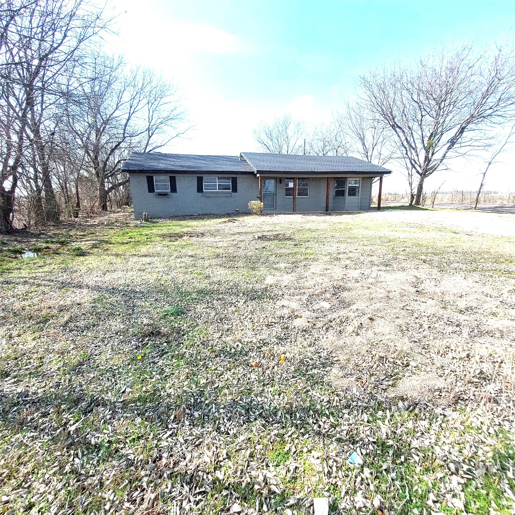 2084 County Road 4308 Greenville TX 75401